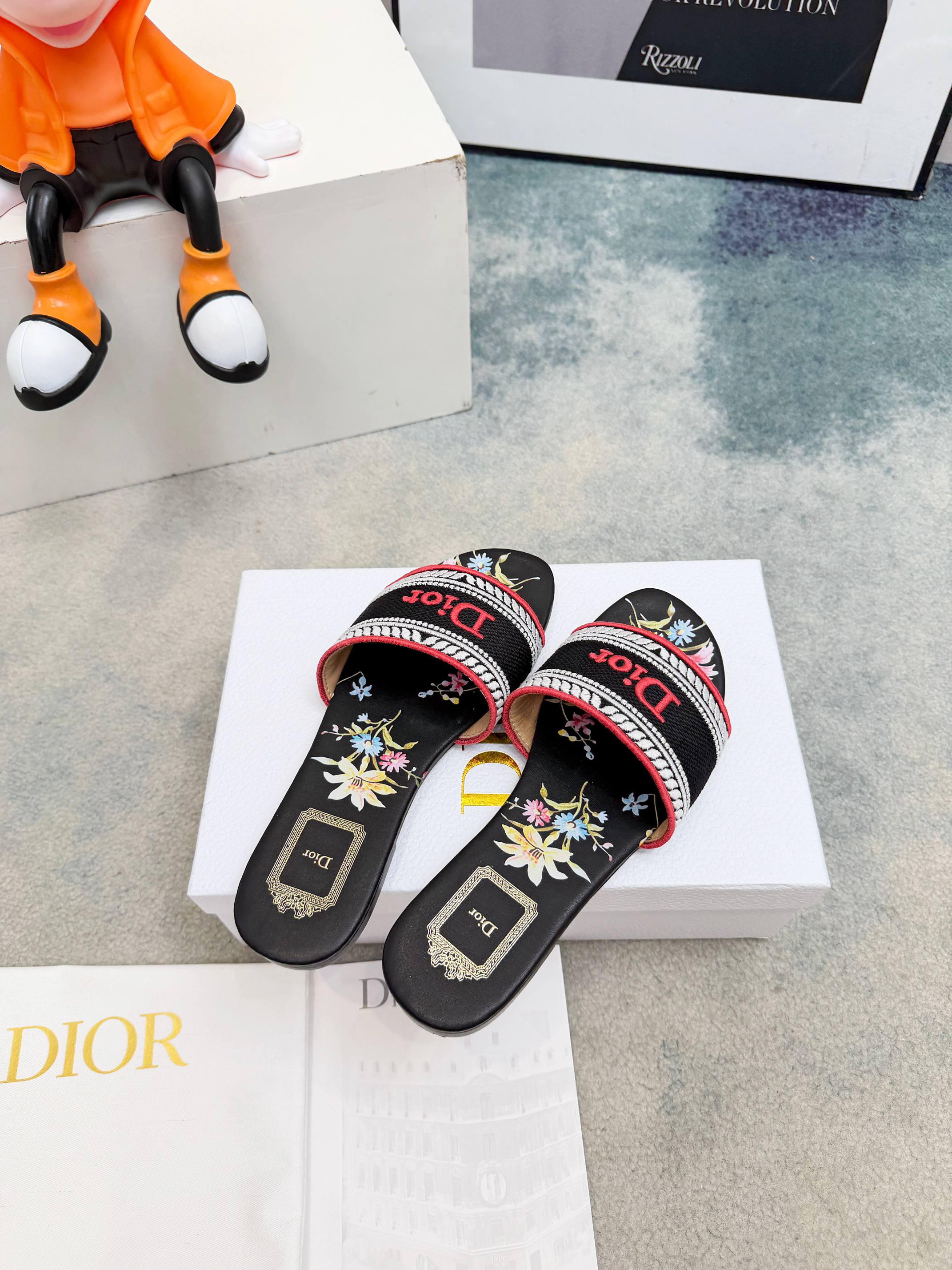Dior CD•迪奥女士老花刺绣皮底拖鞋升级版