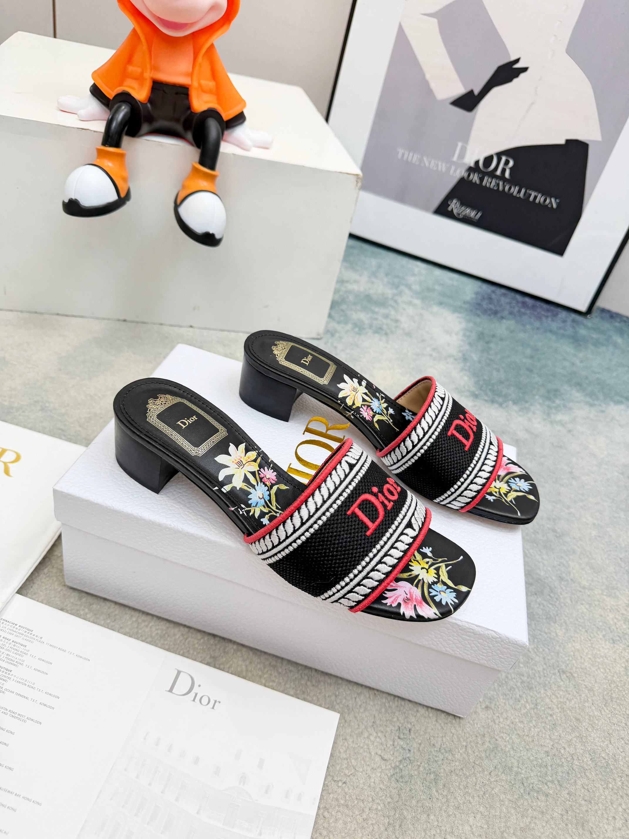 Dior CD•迪奥女士老花刺绣皮底拖鞋升级版