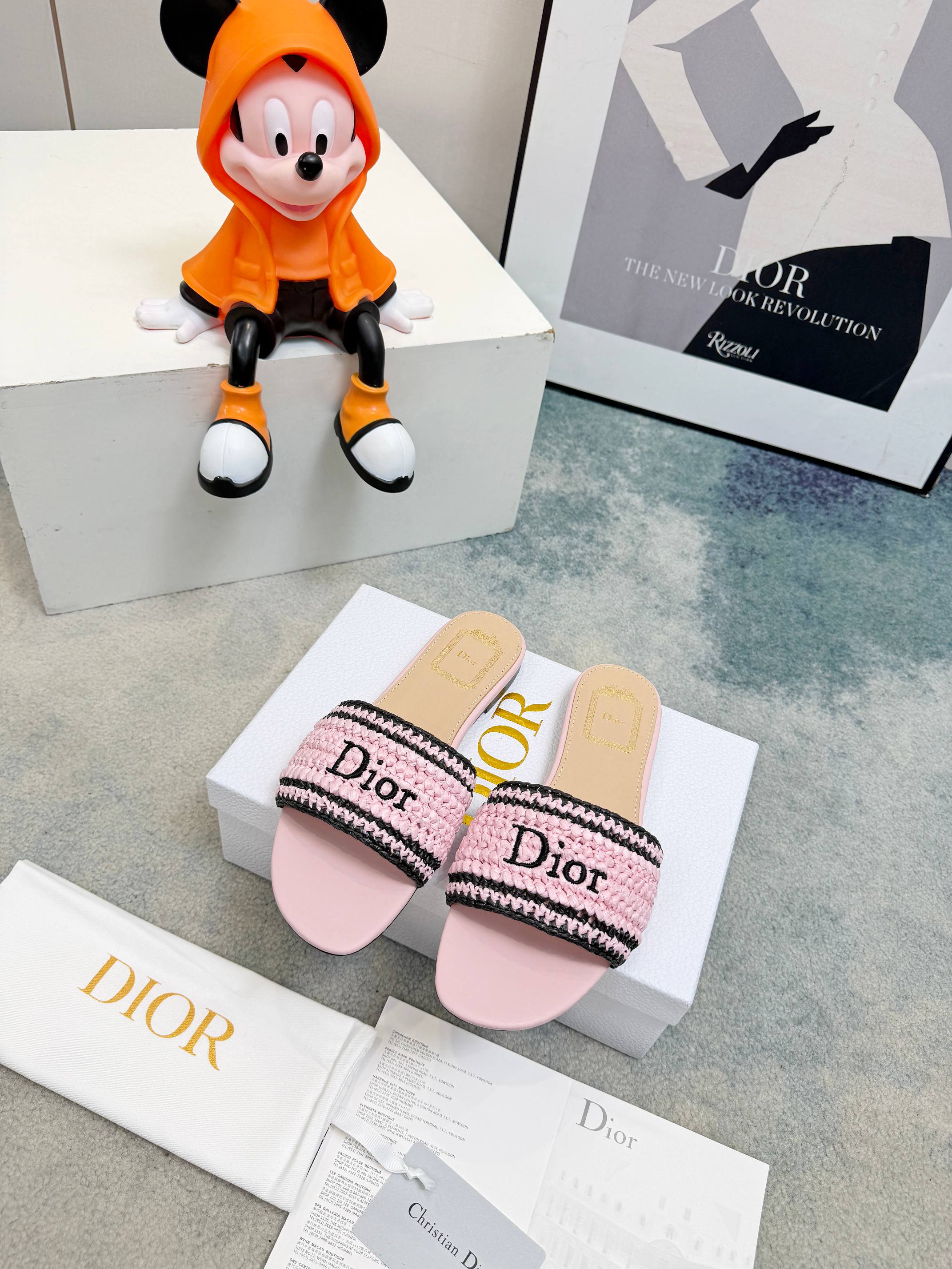 Dior Slides
