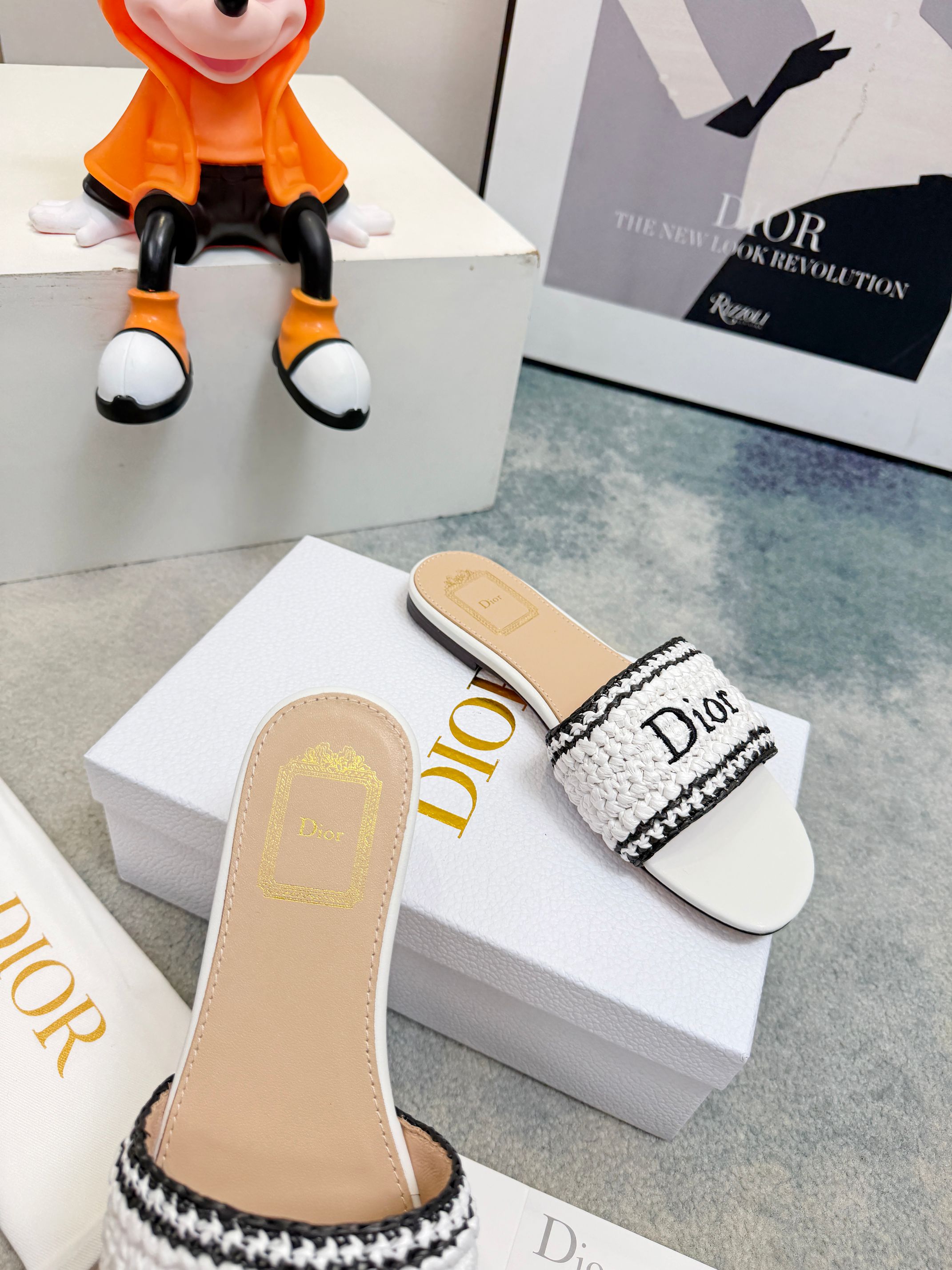 Dior Slides