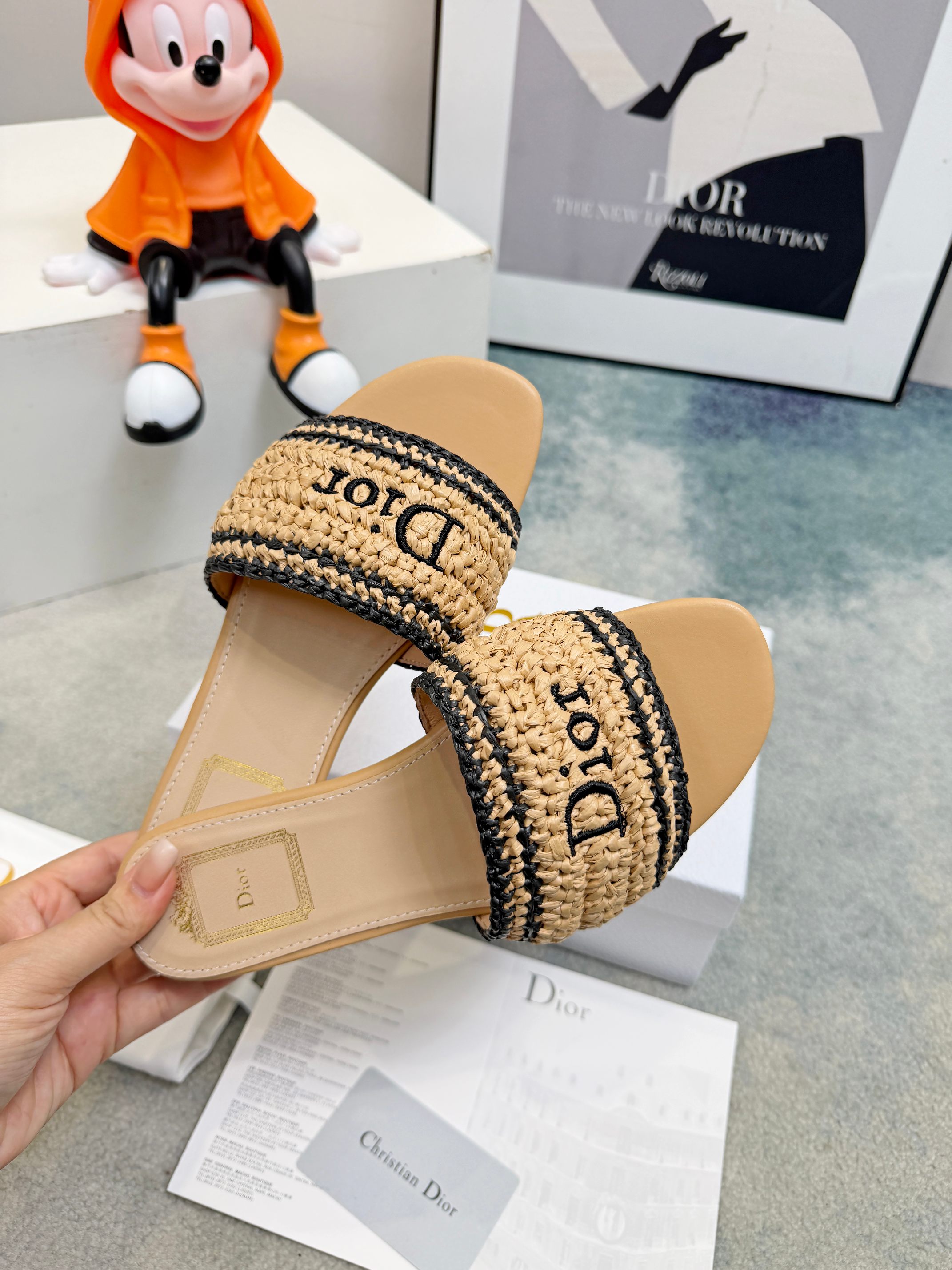 Dior Slides