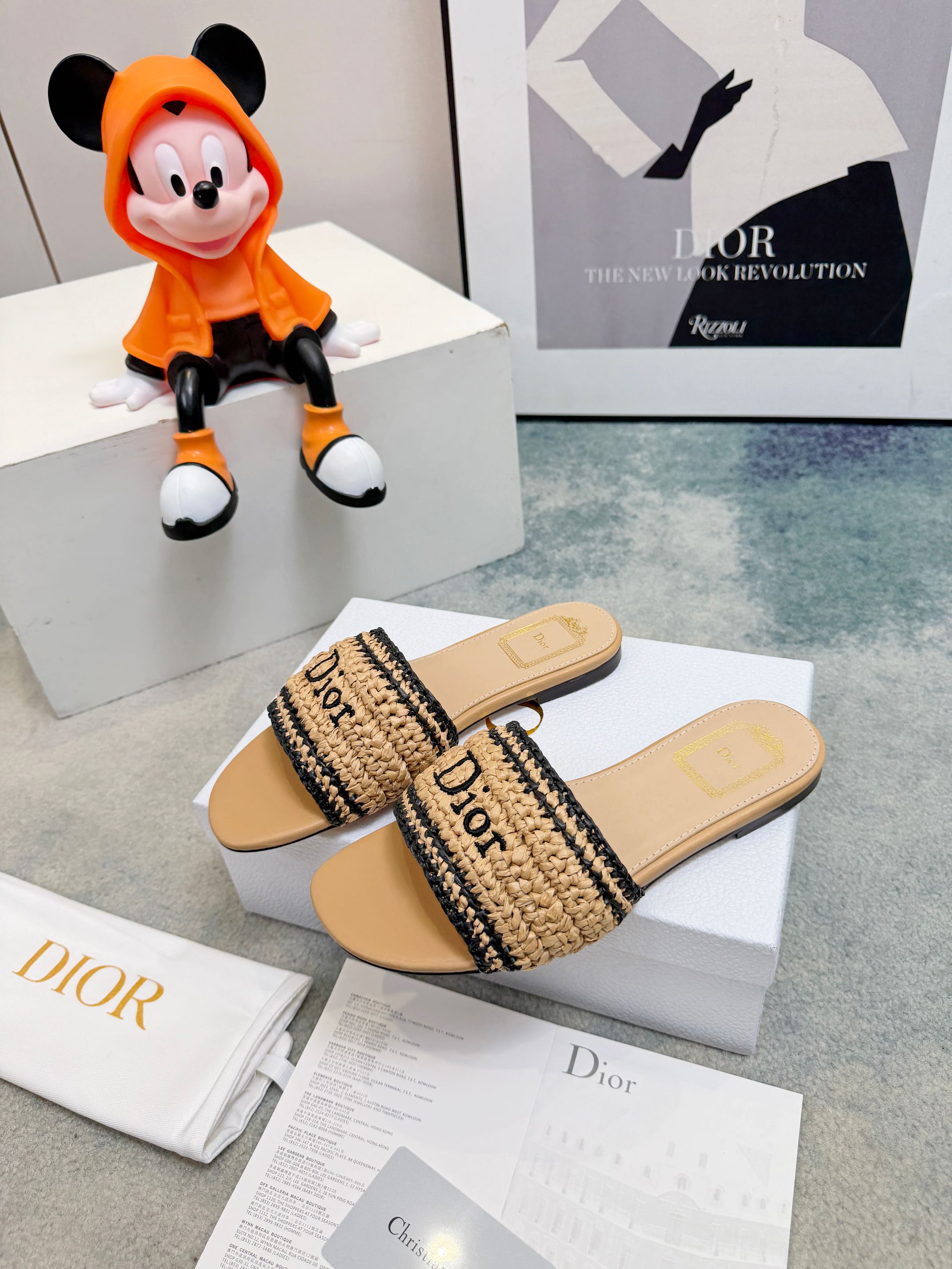 Dior Slides