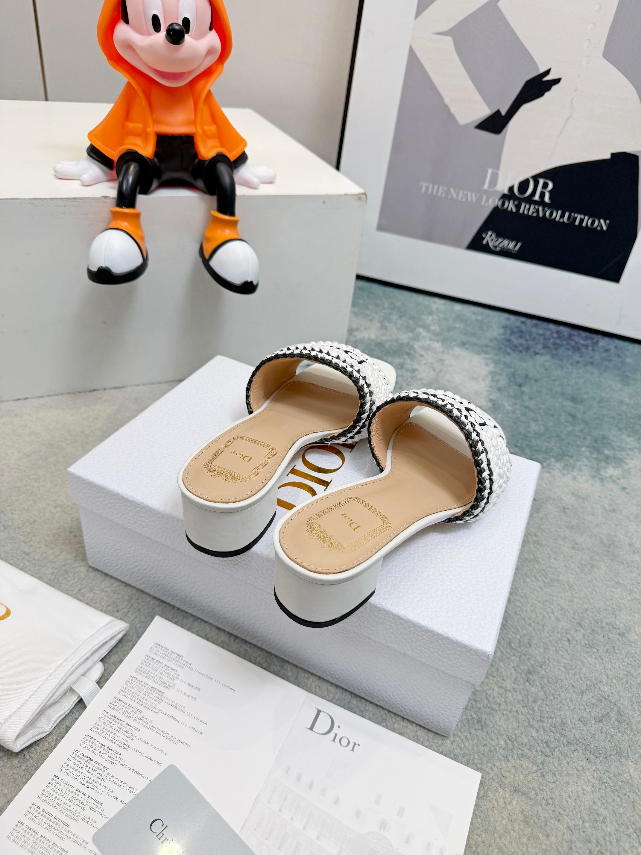 Dior Slides