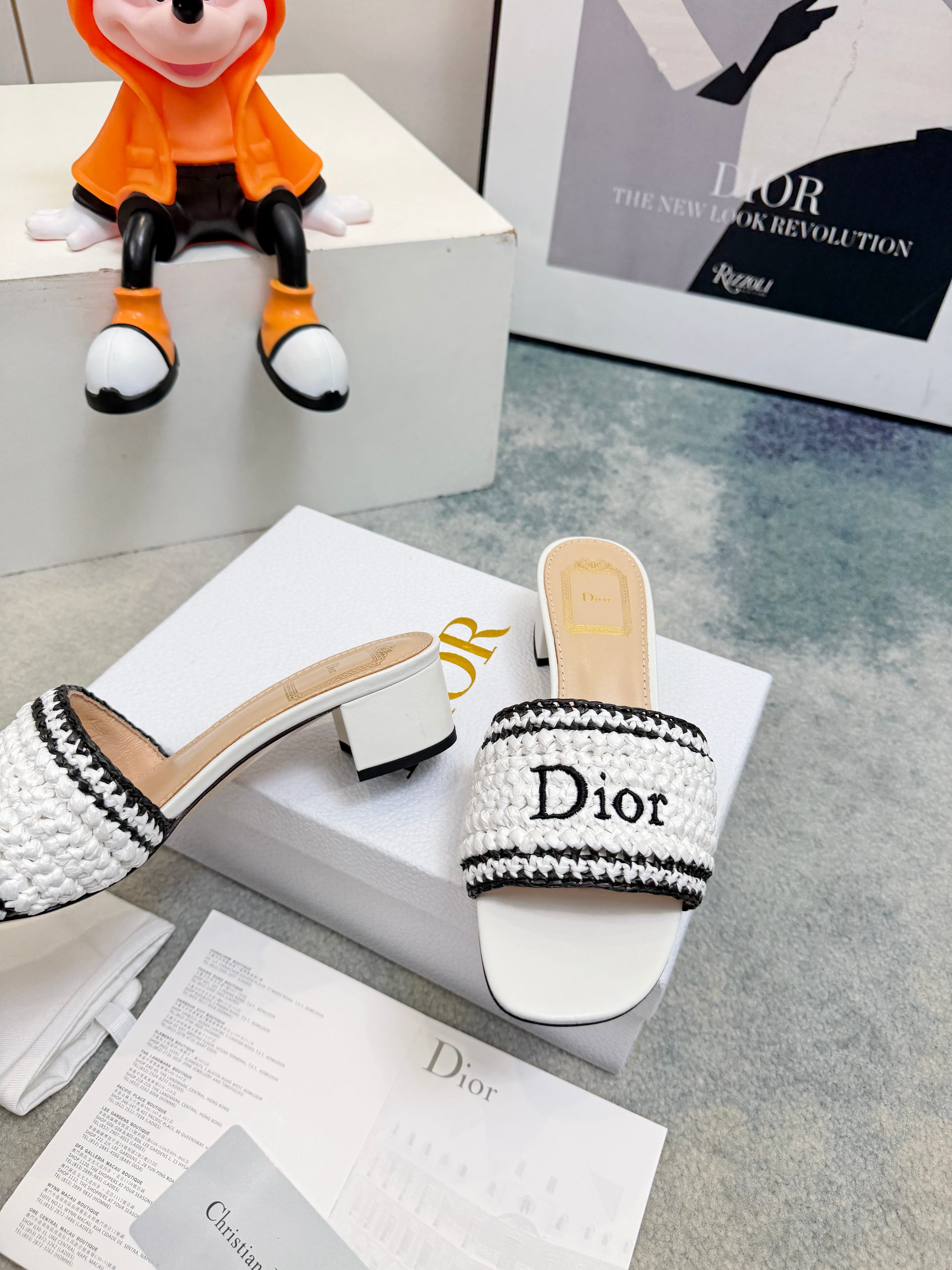 Dior Slides