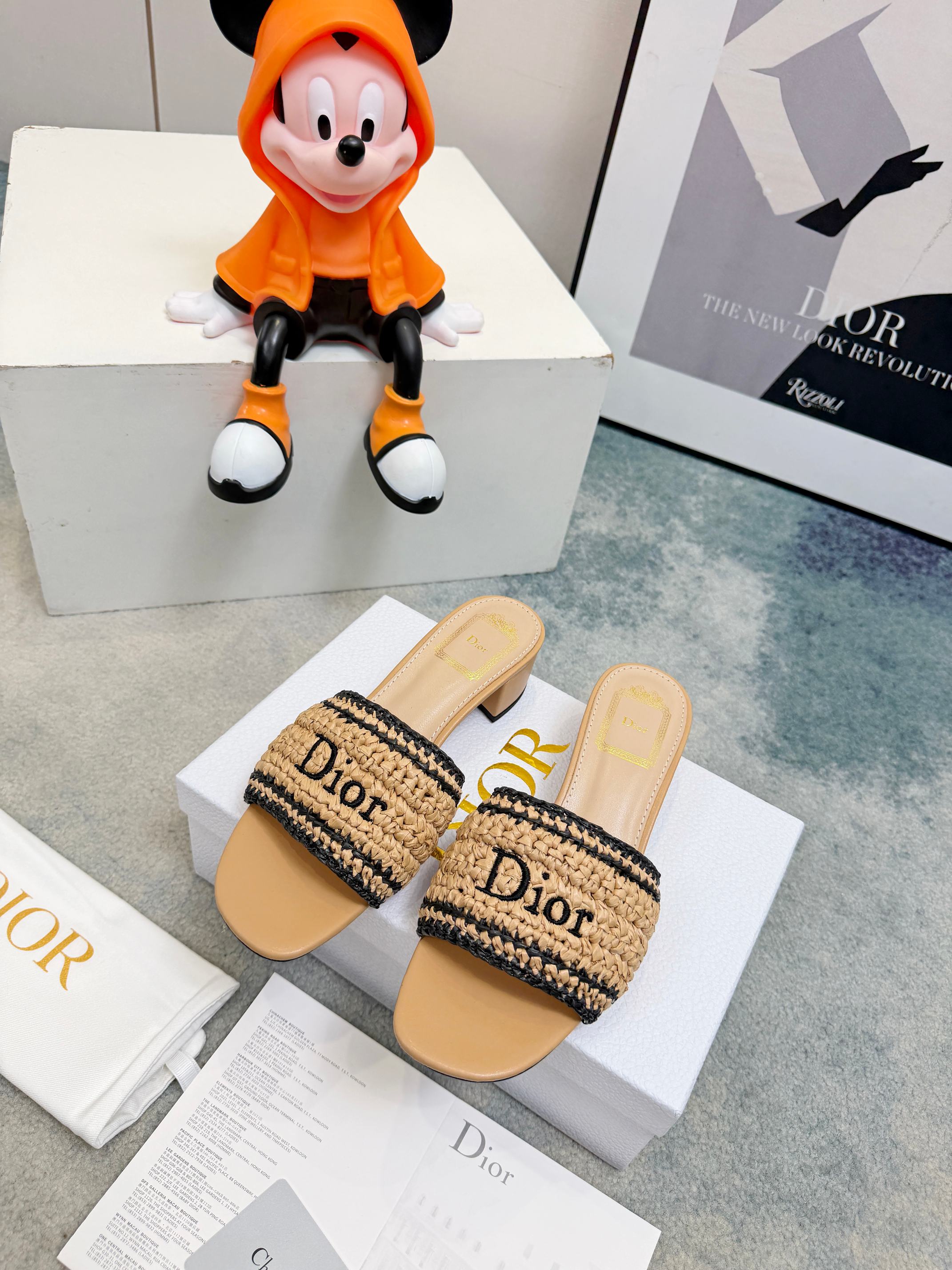 Dior Slides
