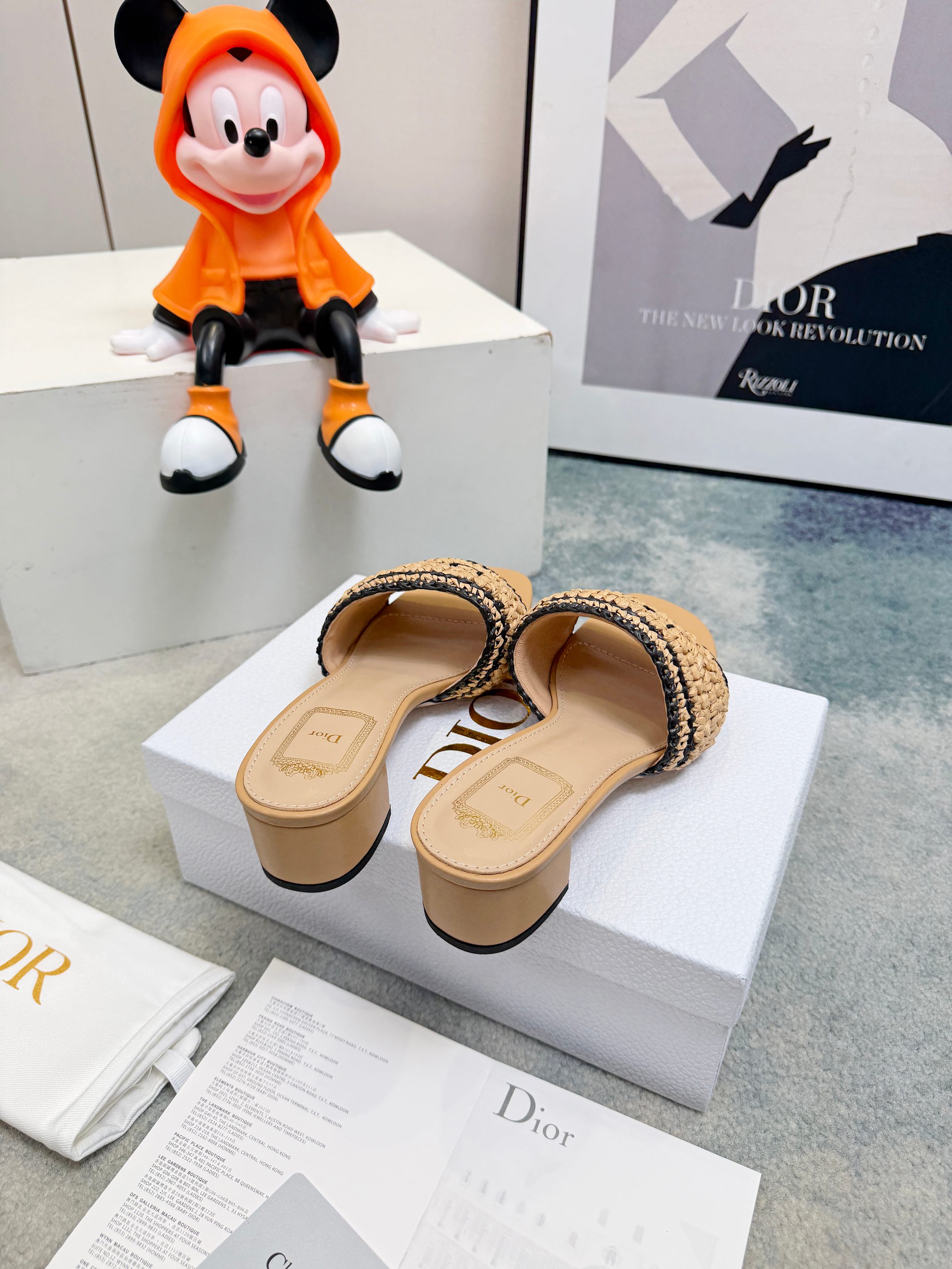 Dior Slides