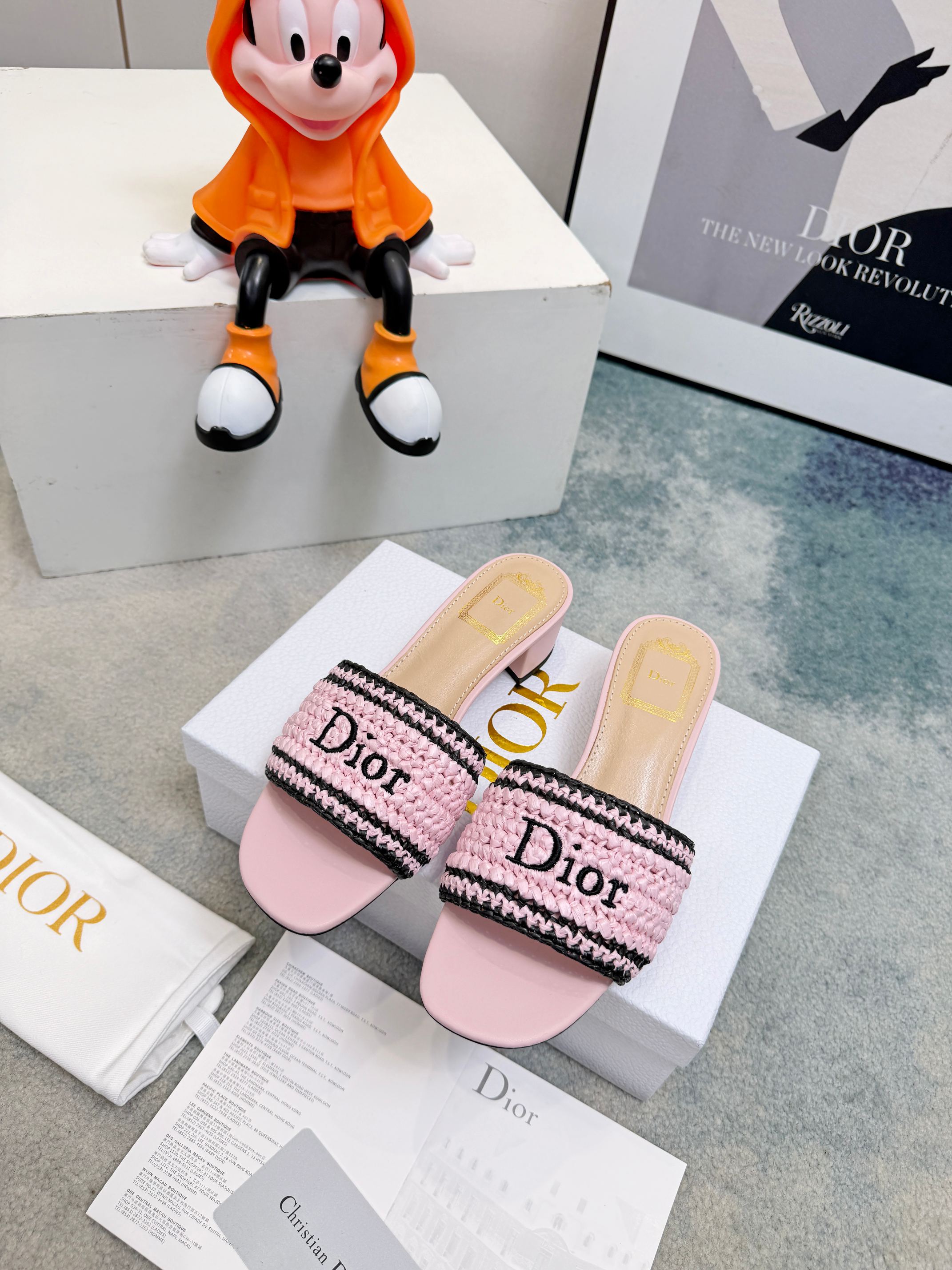 Dior Slides