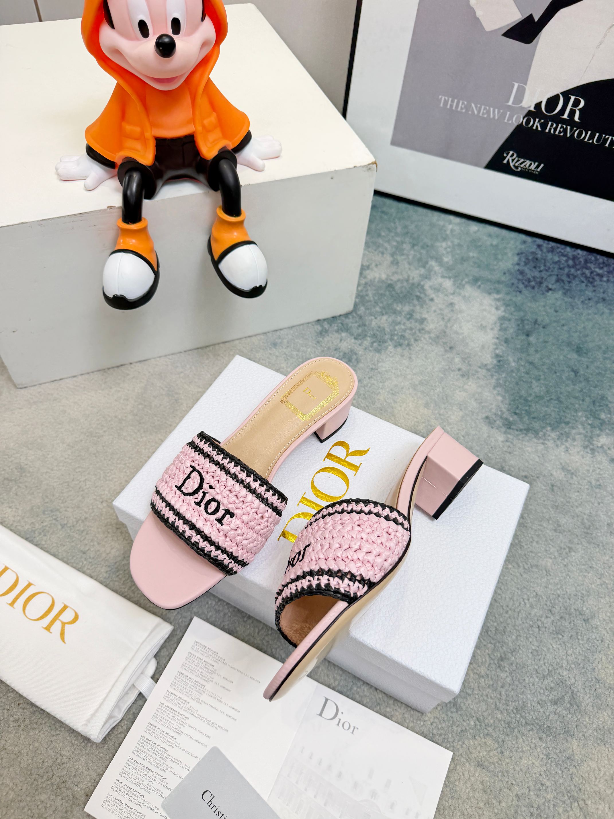 Dior Slides