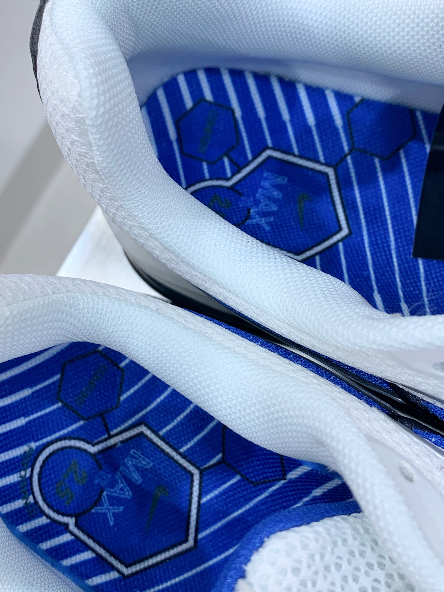 Comme Des Garcons Homme Plus x Nike Air Max TL 2.5 White Blue Sneakers 8 i1741944599445 77 0 6