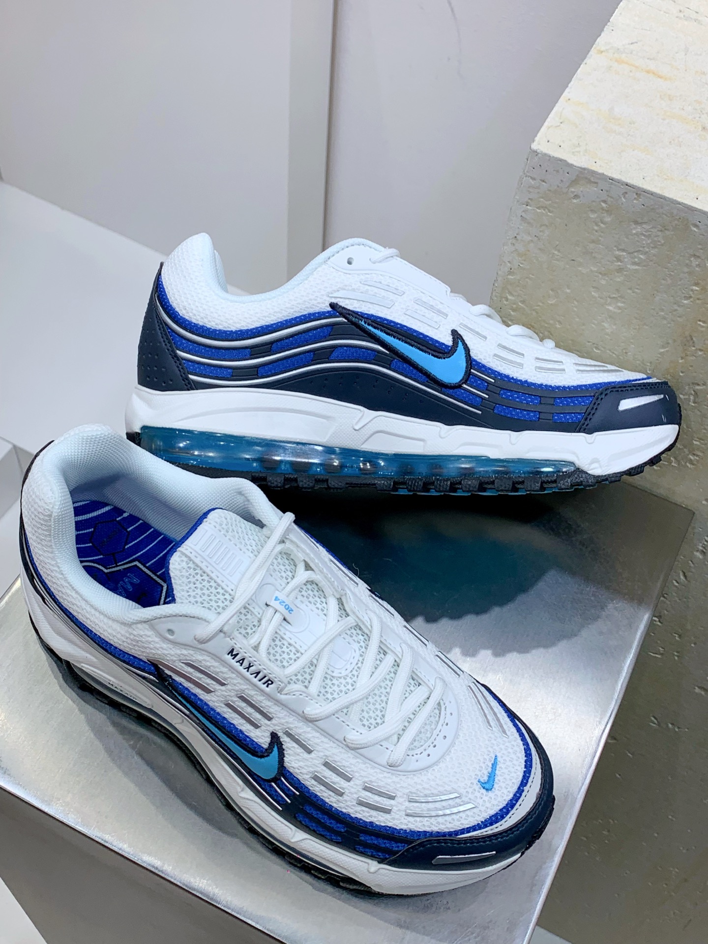 Comme Des Garcons Homme Plus x Nike Air Max TL 2.5 White Blue Sneakers 3 i1741944601014 8336 0 1