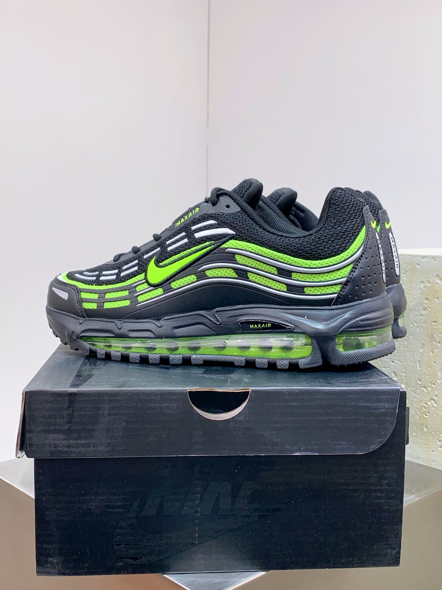 Comme Des Garcons Homme Plus x Nike Air Max TL 2.5 CDG Play Running Shoe 6 i1741944632350 8287 0 4
