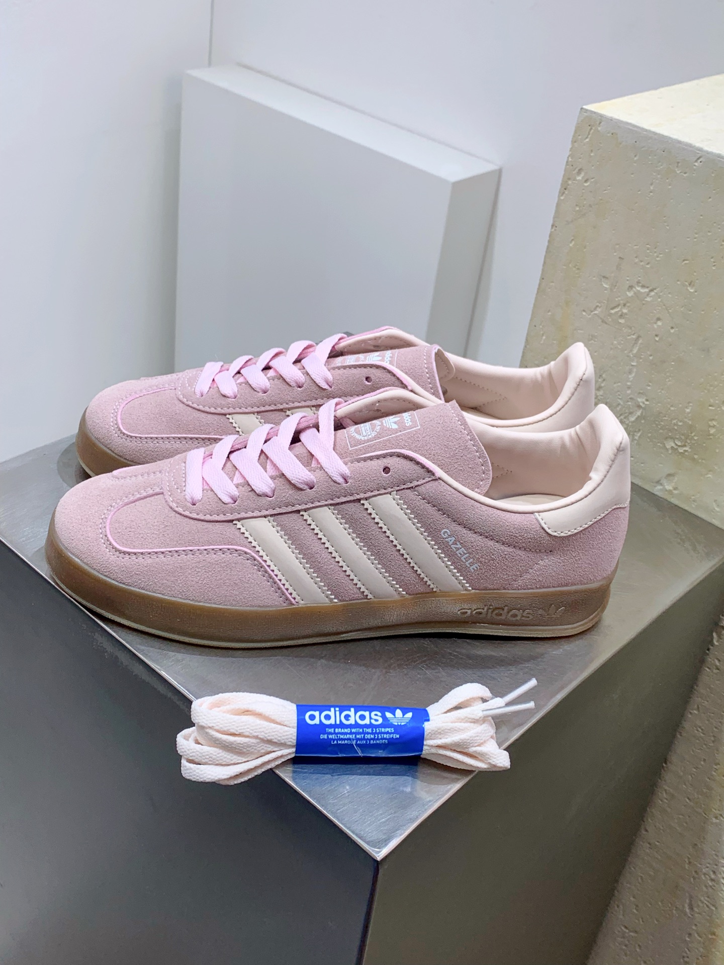 Gucci women's shoes SG# Adidas Originals Gazelle Indoor 1970 Gazelle Indoor T Gazelle Gucci x Adidas Gazelle Series OrthoLite®
