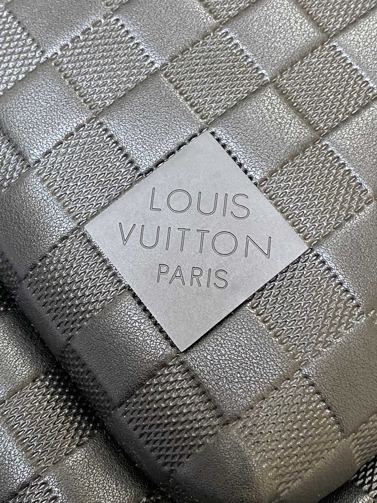 Louis Vuitton Haute Couture Haute Couture Ready-to-Wear Clothing Dress 5