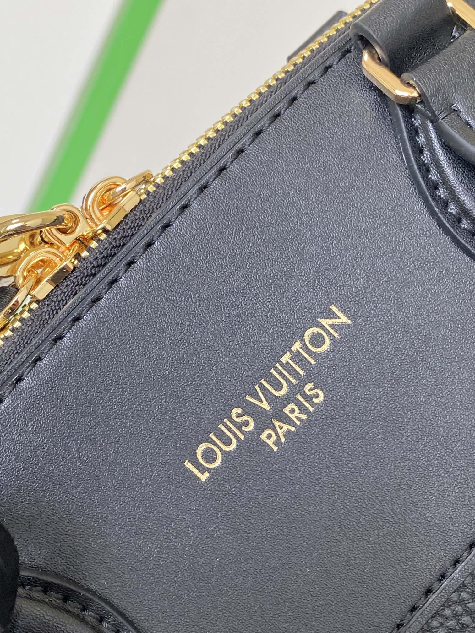 Louis Vuitton Haute Couture Classic Luxury Handbag Shoulder Crossbody 7