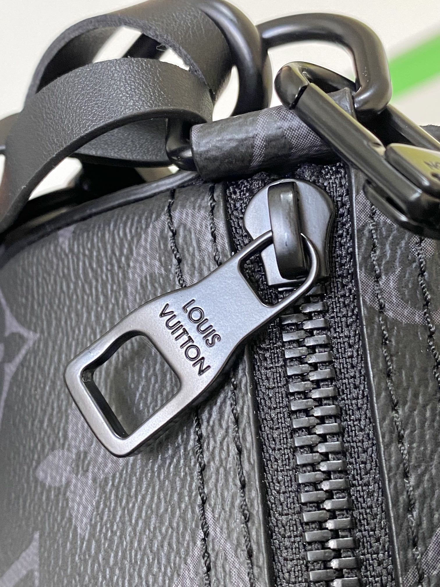 Louis Vuitton Haute Couture Classic Luxury Handbag Shoulder Crossbody 7