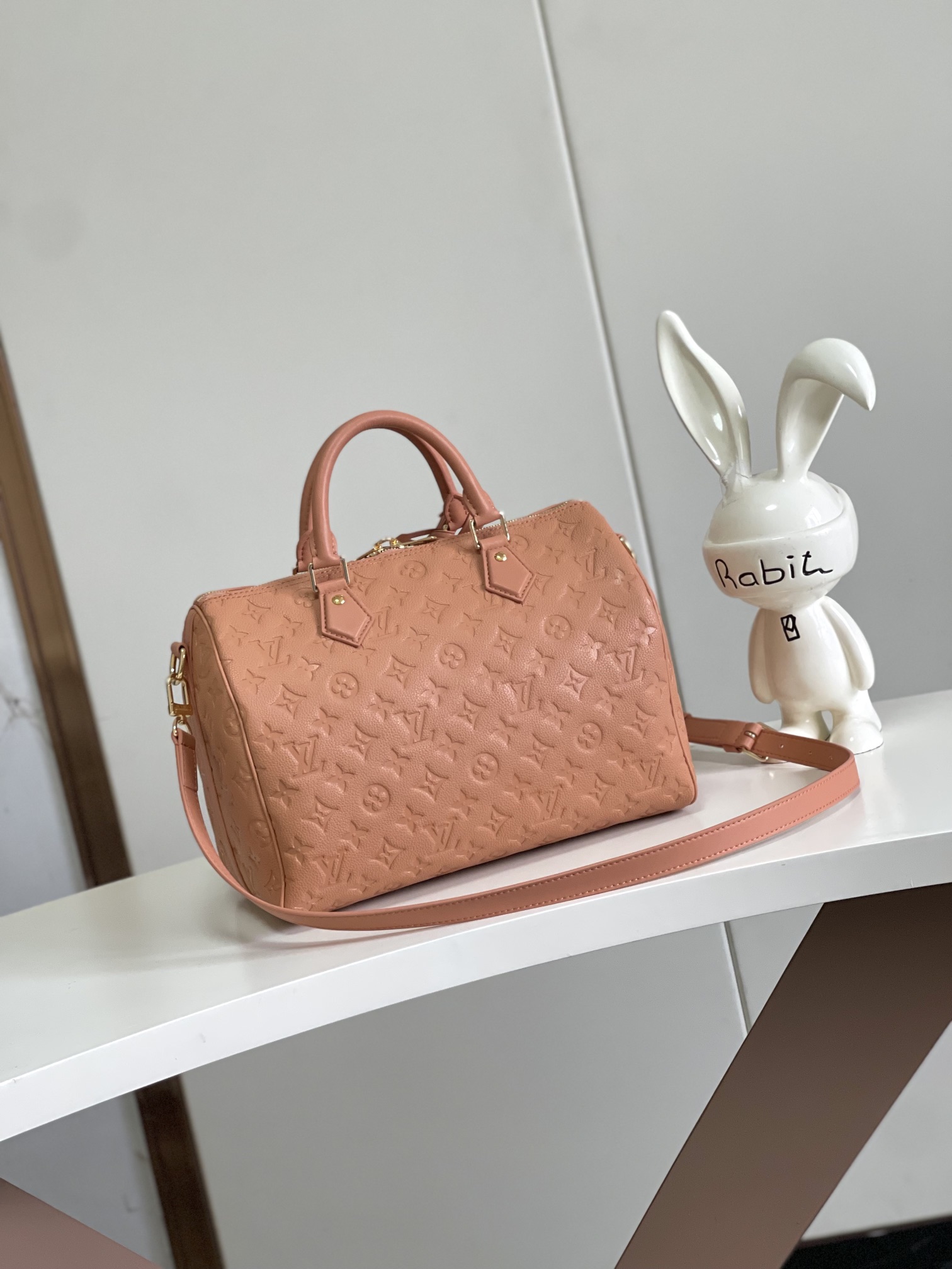  顶级原单 动态芯片新品出货- 顶级高版本 SPEEDY SOFT 30 手袋	】M47186黑色 M1