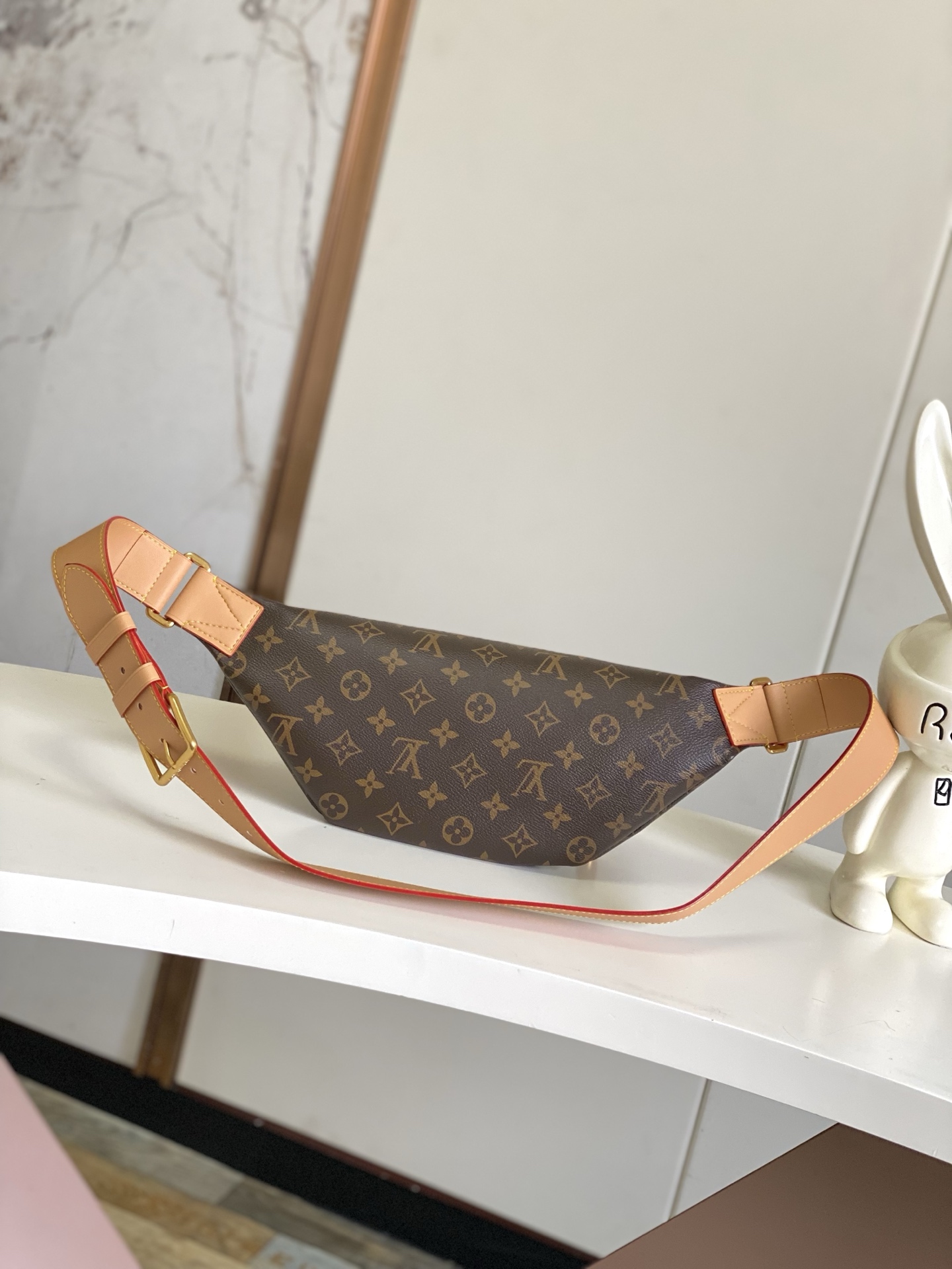 Louis Vuitton Monogram Canvas Rush Belt Bag - Stylish & Functional M14019 4 i1756743441327 3799 0 2