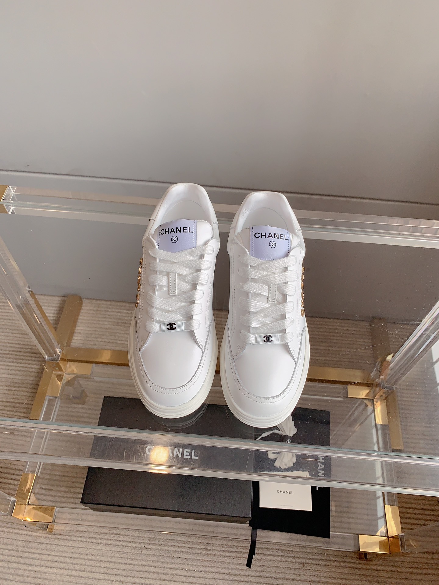 NO:874387,CHANE's latest casual sneakers, classic and versatile, upper sheepskin/sheepskin, inner sheepskin, comfortable latex feet, original molded outsole, size 35-39 (40 41 customized), casual shoes/sports shoes, chanel, sneakers, sheepskin, sheep19860909CHANE*新款休闲板鞋 经典百搭款 鞋面羊京/羊皮 内里羊皮 舒适乳胶垫脚 原版开模大底 尺码35-39（40 41定做）,休闲鞋/运动鞋,chanel,sneakers,sheepskin,sheep,Women's Shoes