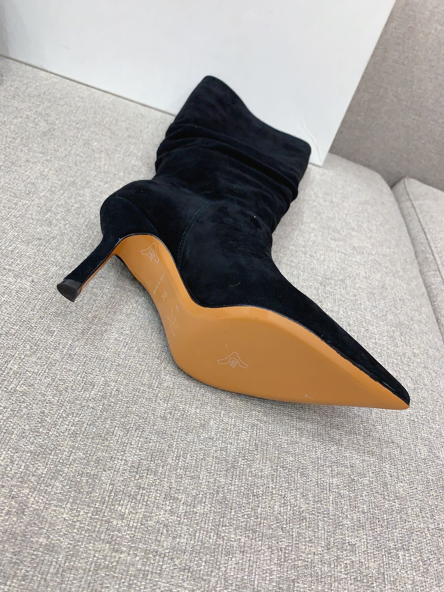 Amina Muadd’s New High Boots: 8.5cm Tall, Sizes 35-39, Sneaky Kyoshi - 图片 9