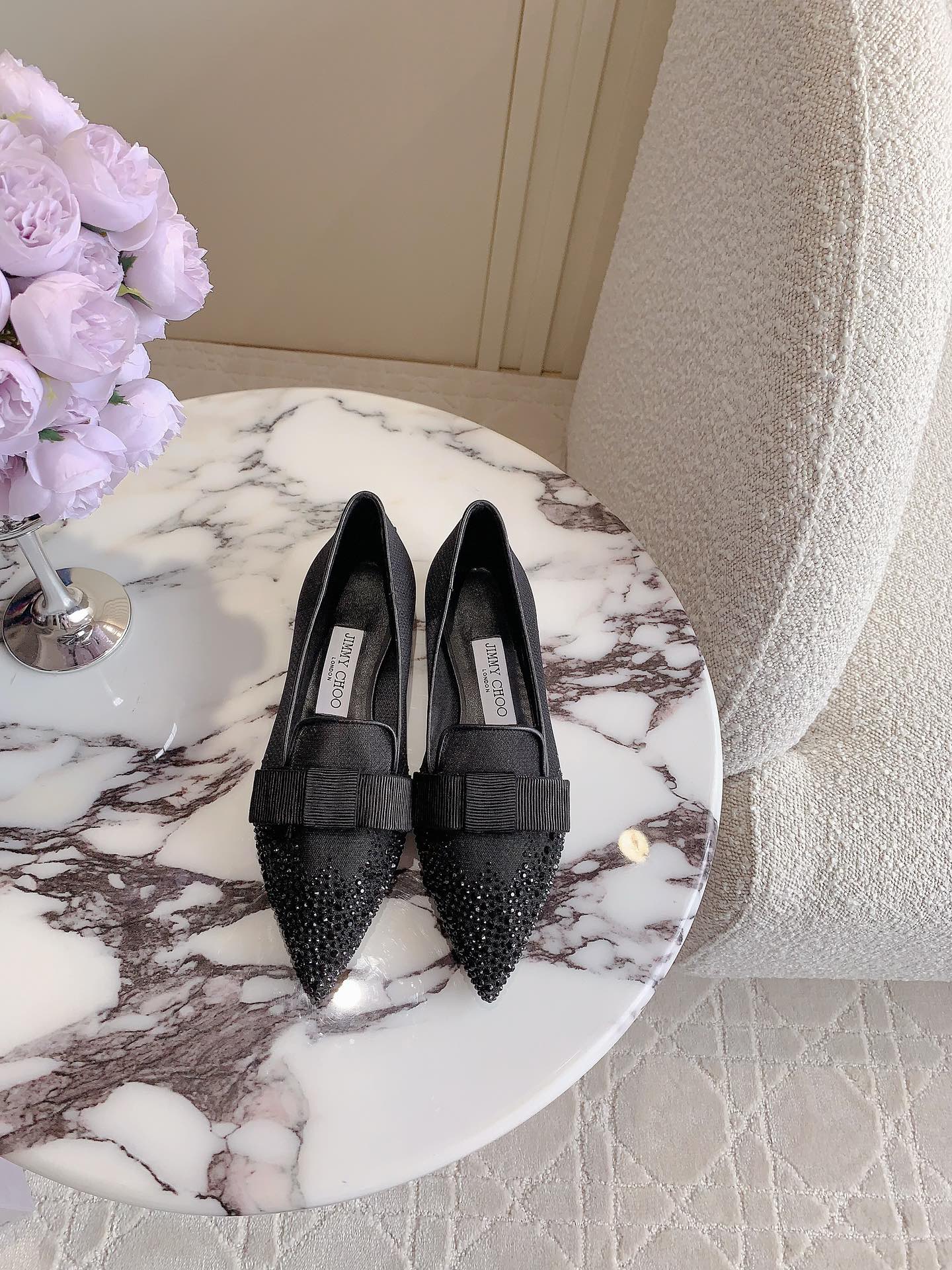 Jimmy Choo’s High-Quality Custom Water-Drilling Shoes: Original Design and Top Quality - 图片 2