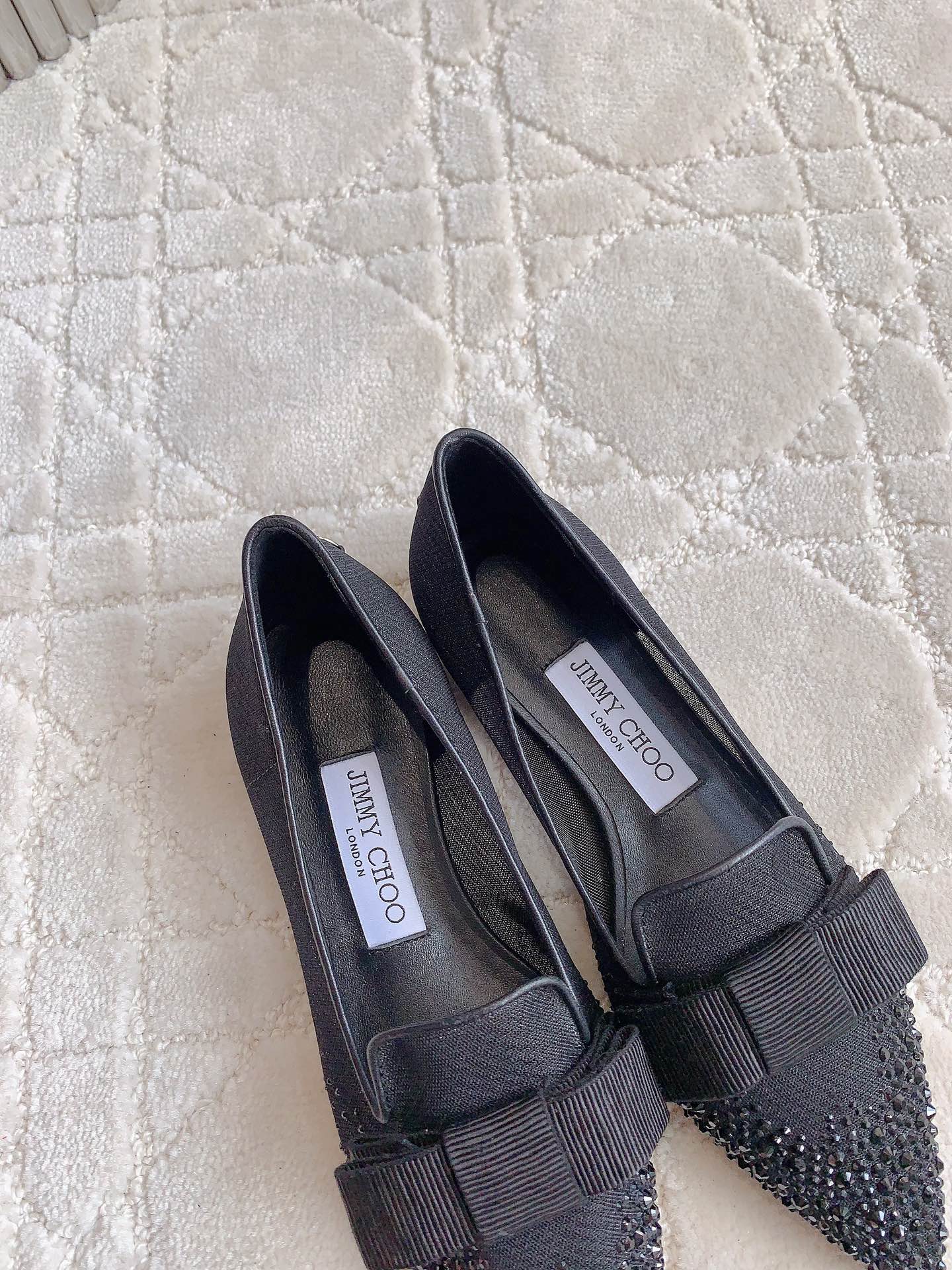 Jimmy Choo’s High-Quality Custom Water-Drilling Shoes: Original Design and Top Quality - 图片 6