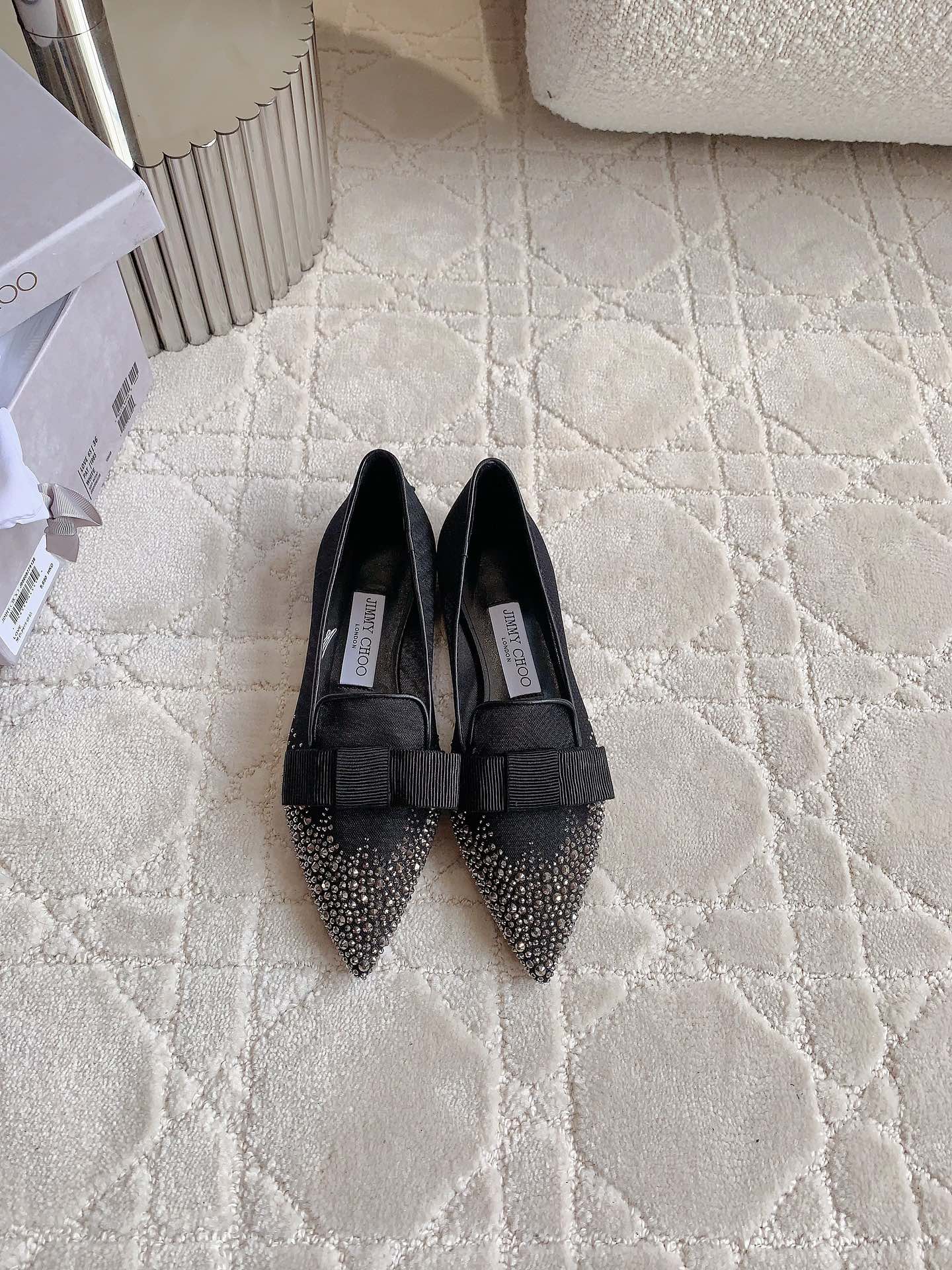 New Jimmy Choo Water-Drilling Shoes: Custom Veils, Top Quality, Original Design - 图片 3