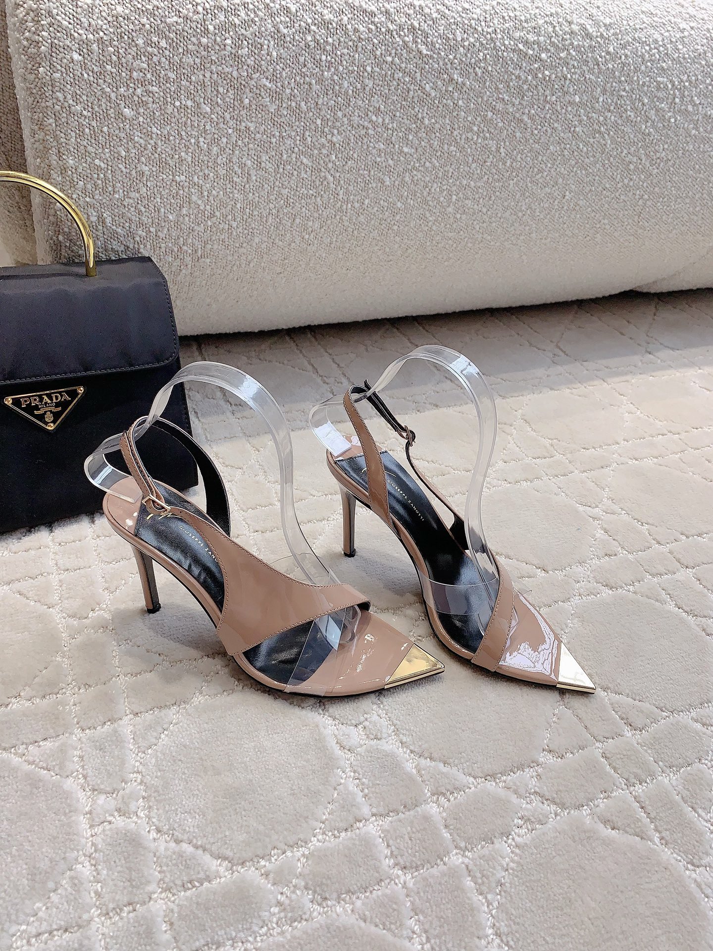 New Original Giuseppe Zanotti Sharp Heels with Star Appeal – 648!