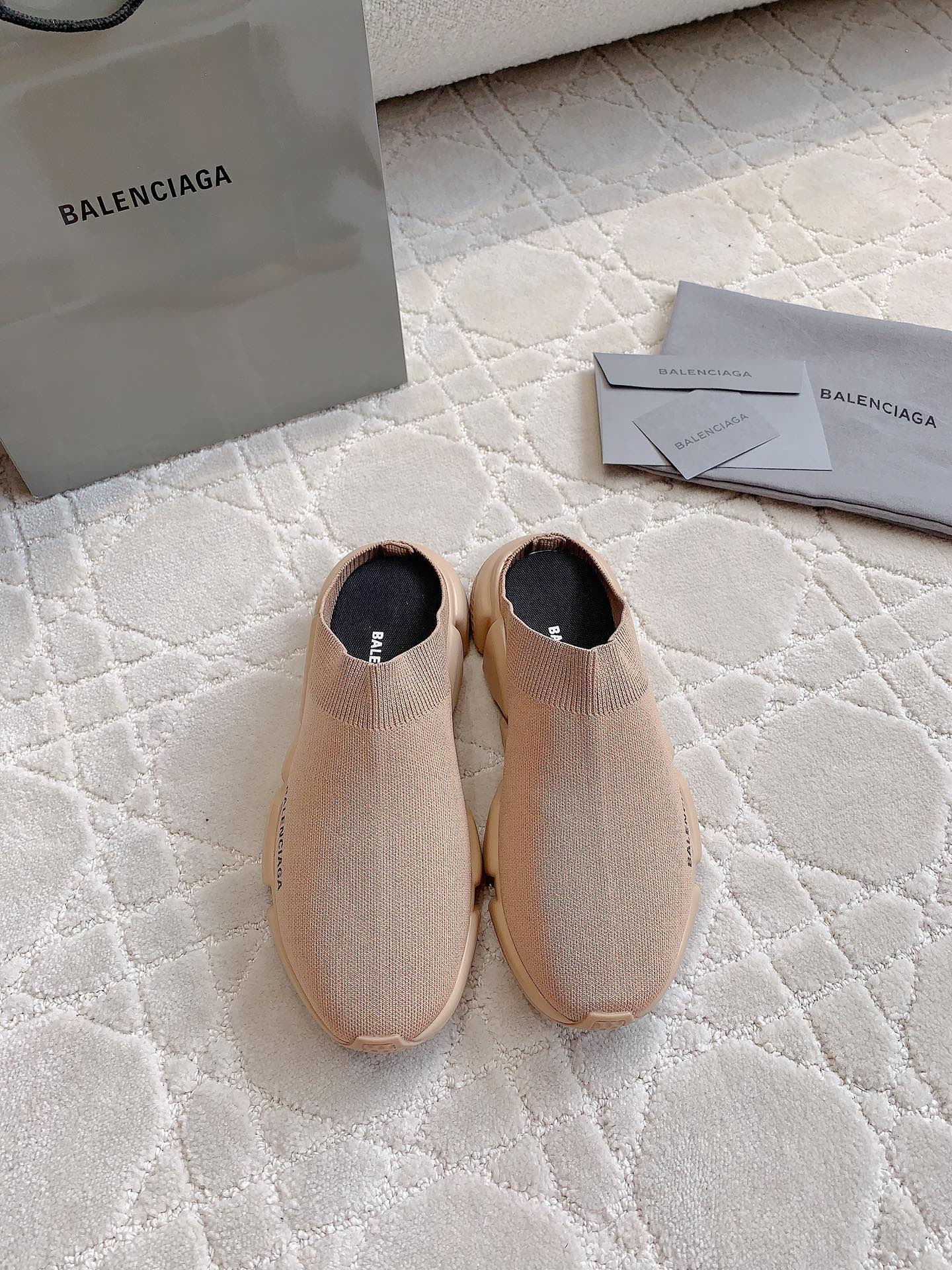 Balenciaga Chaussures Demi-Pantoufles Réplique de concepteur 1: 1
 Unisexe Tricot