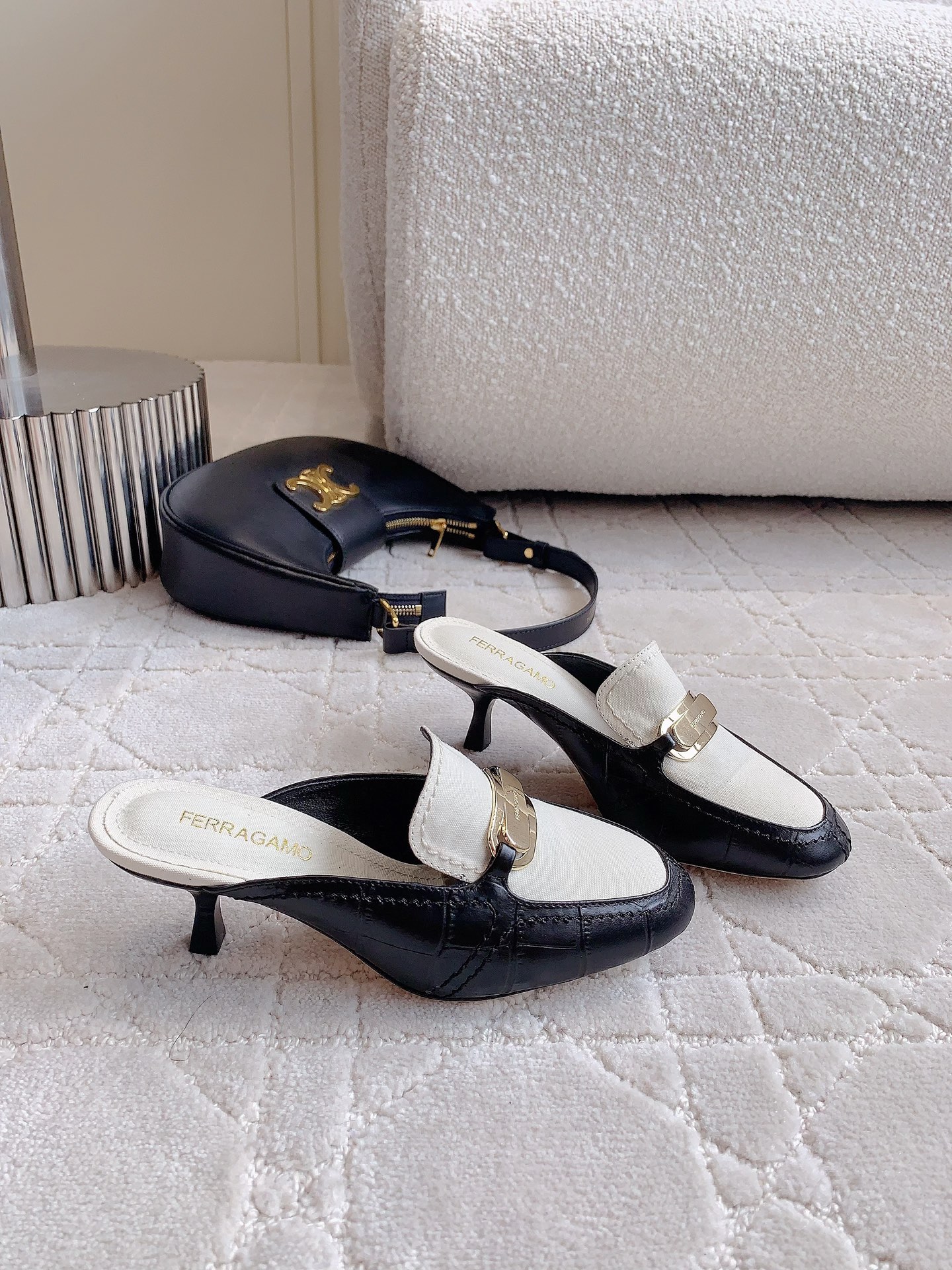 Ferragam’s Elegant Half-Shoe: 588, Oxen Skin, Italian Leather, Size 35-39 - 图片 1