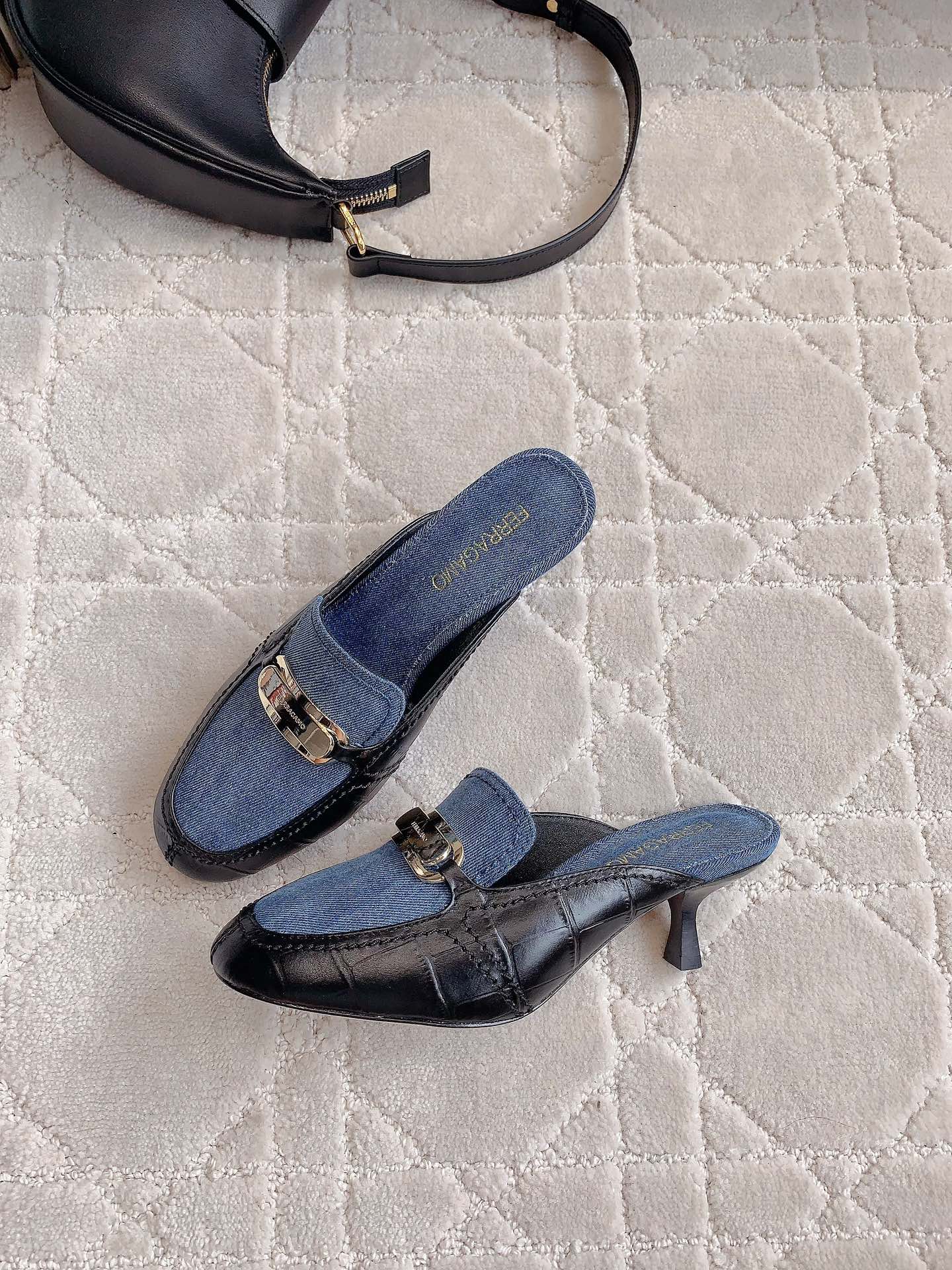 Ferragam’s Elegant Monolithic Half-Shoe in Oxen Skin, Size 35-39, Italian Leather - 图片 5