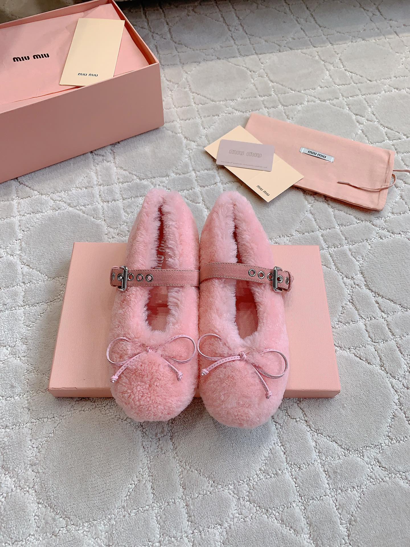 Winter Plant Shoes: 725 Miu Hairy Shoes with Wool Lining - 图片 1
