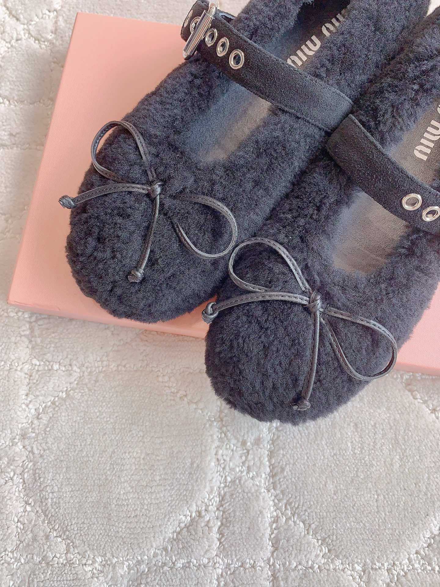 “725 Plant Care Tips and New Hairy Shoes for Fall and Winter” - 图片 5