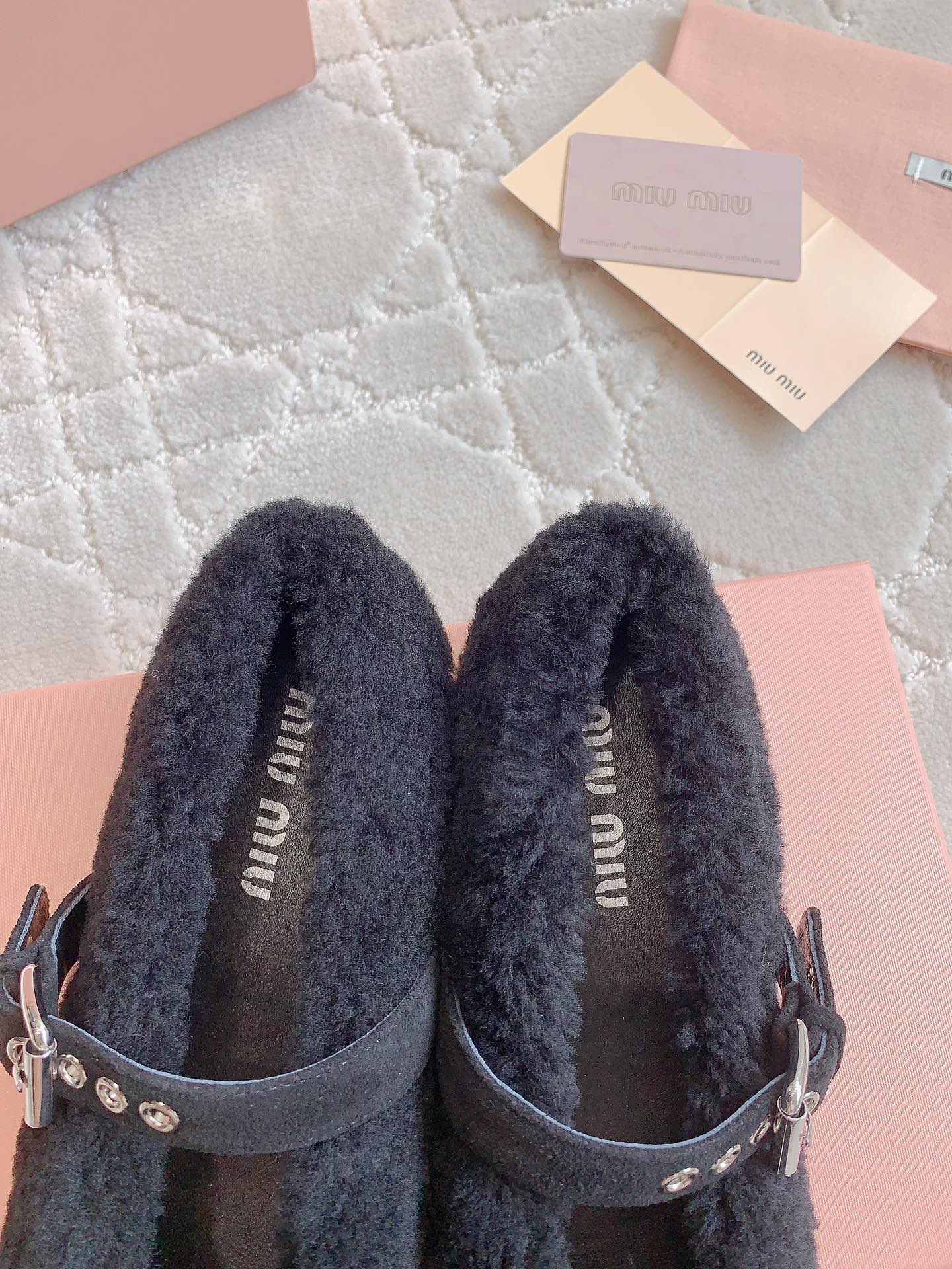 “725 Plant Care Tips and New Hairy Shoes for Fall and Winter” - 图片 6