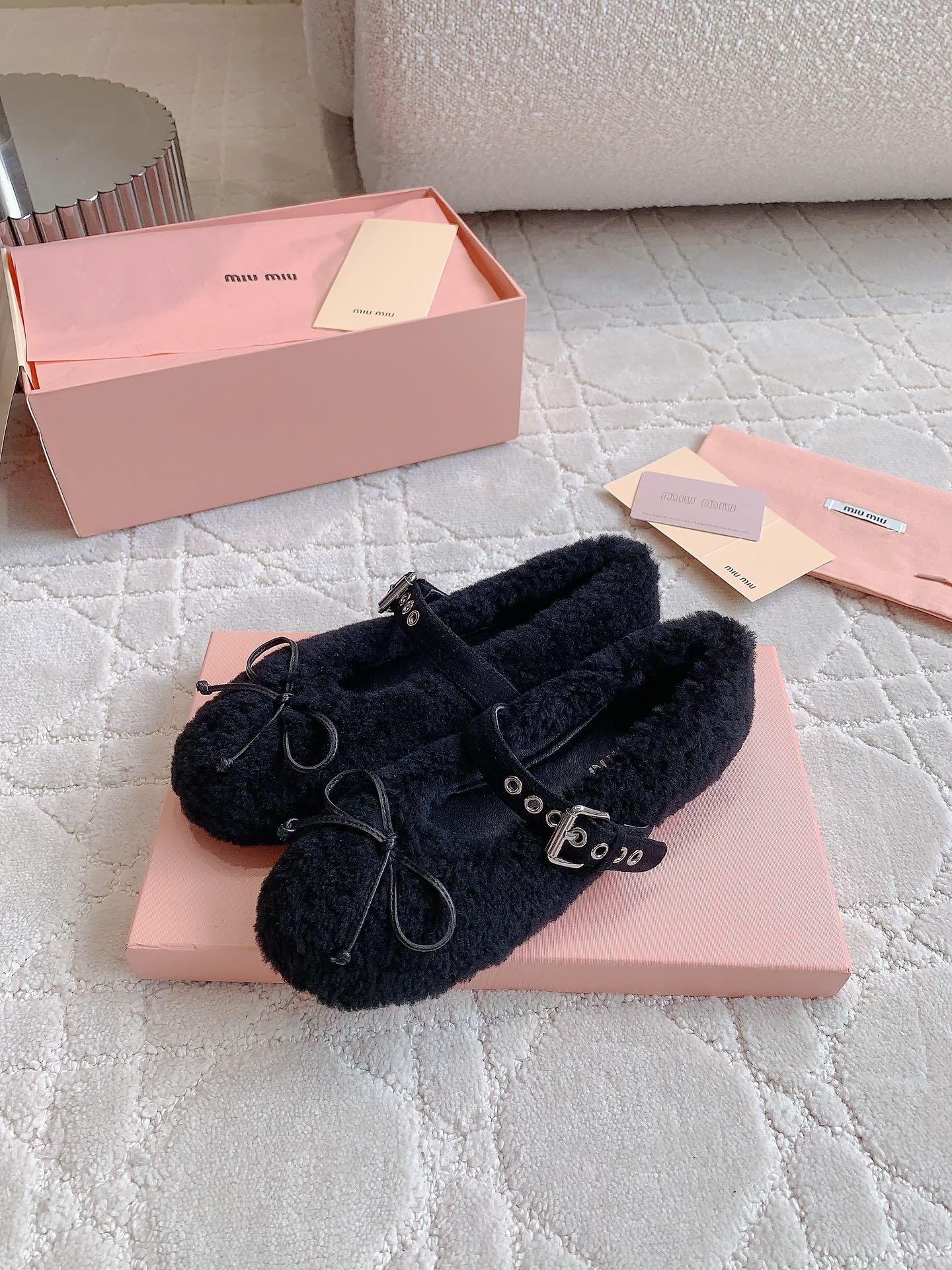 “725 Plant Care Tips and New Hairy Shoes for Fall and Winter” - 图片 2