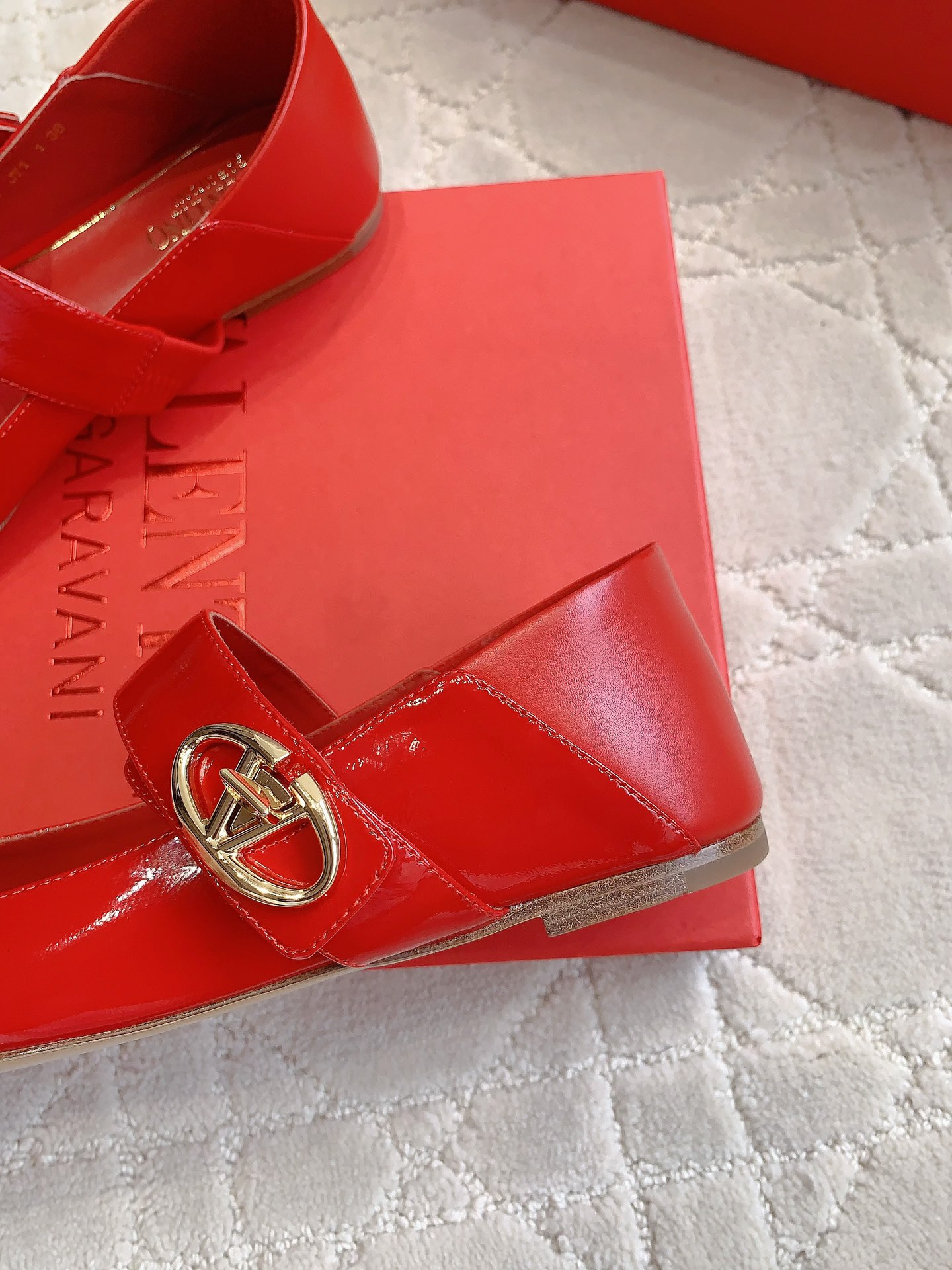Valentin’s Classic V-Button Mary Jane Flats: Italian Leather, Size 35-39, $750. - 图片 7