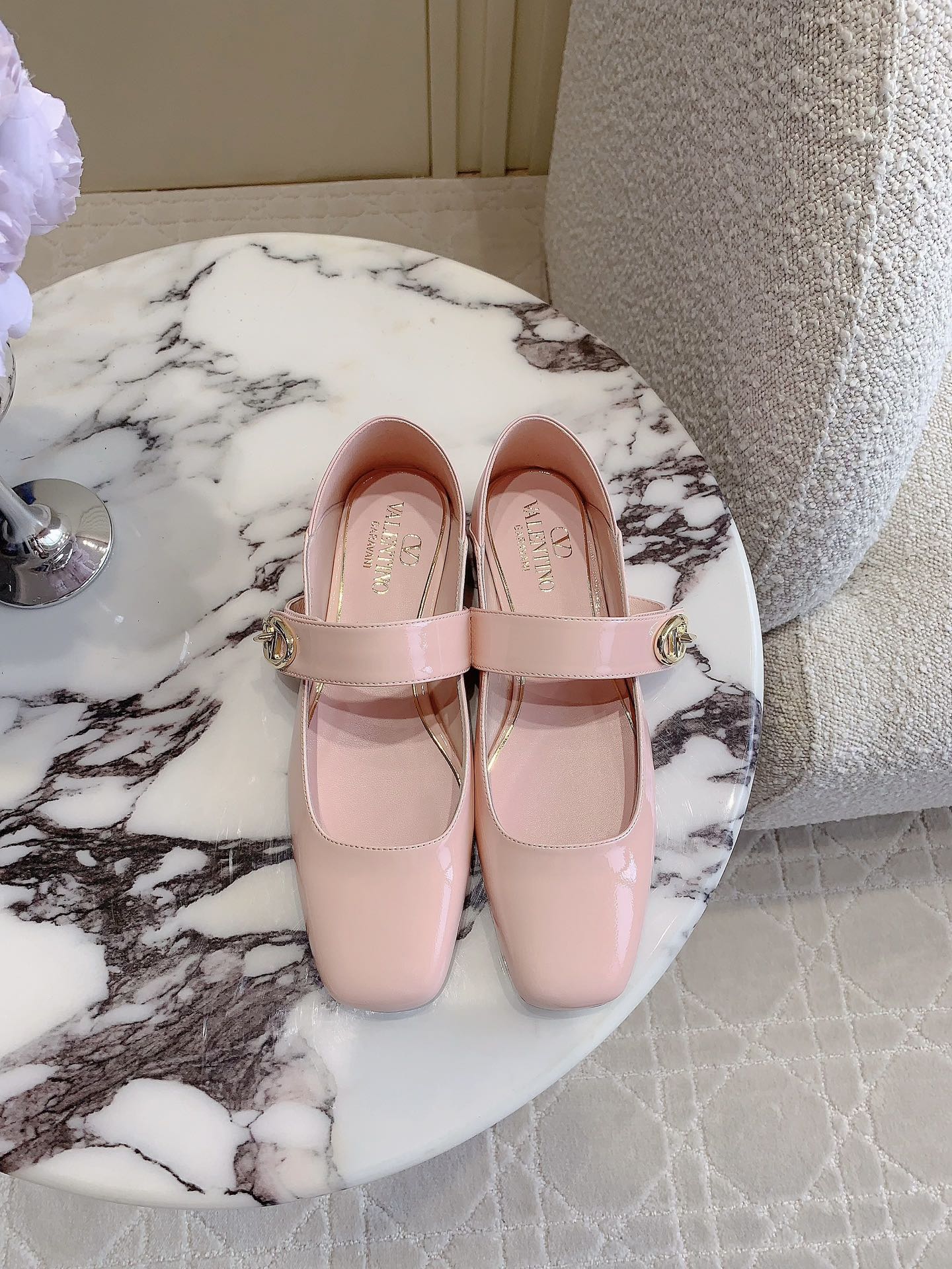 Valentin’s New Mary Jane Flats: Italian Leather, V-Buttons, Size 35-39, $750. - 图片 1