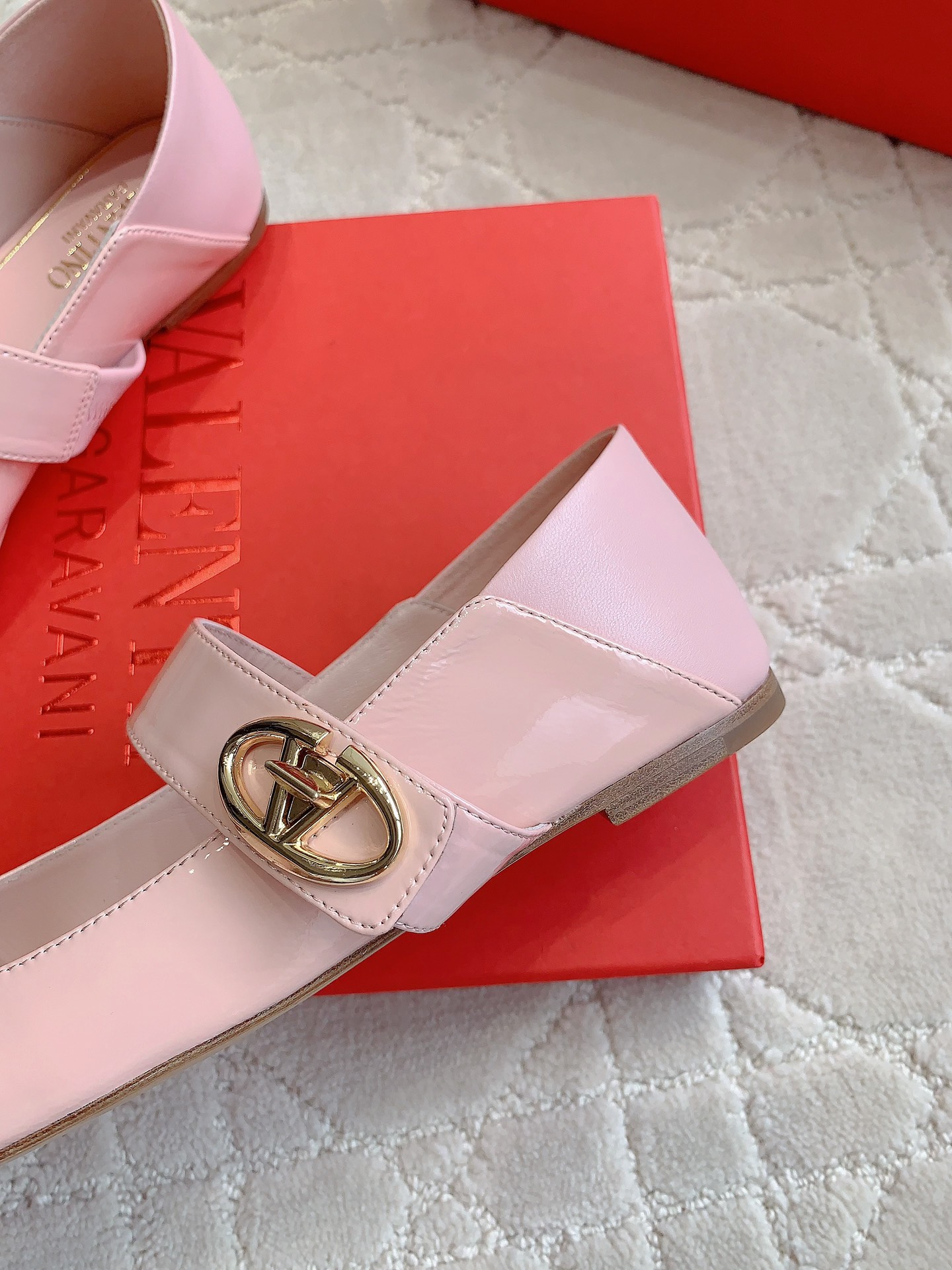 Valentin’s New Mary Jane Flats: Italian Leather, V-Buttons, Size 35-39, $750. - 图片 7