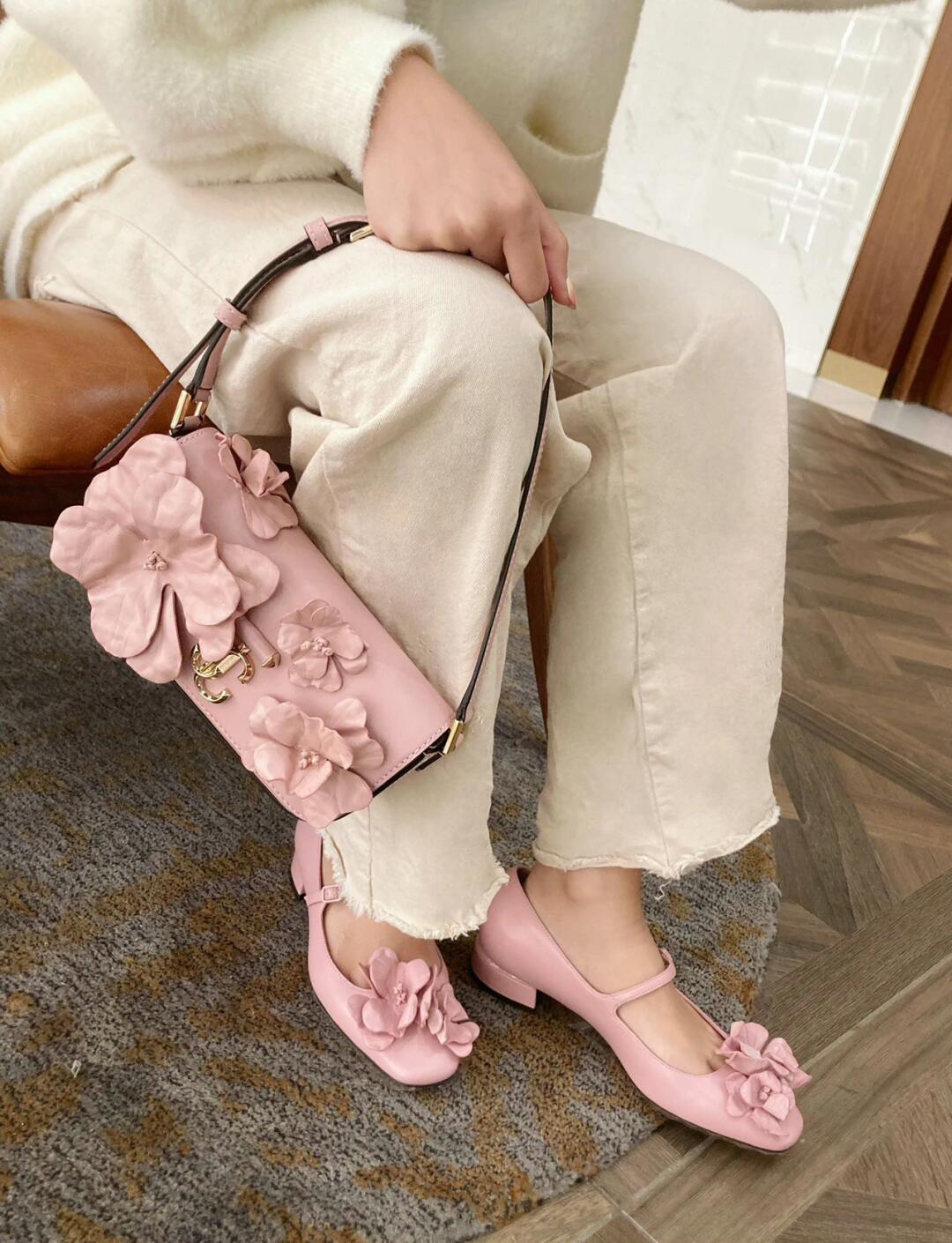 NO:251928,Demonstration of footwear, single shoes19860909上脚示范,单鞋,Women's Shoes