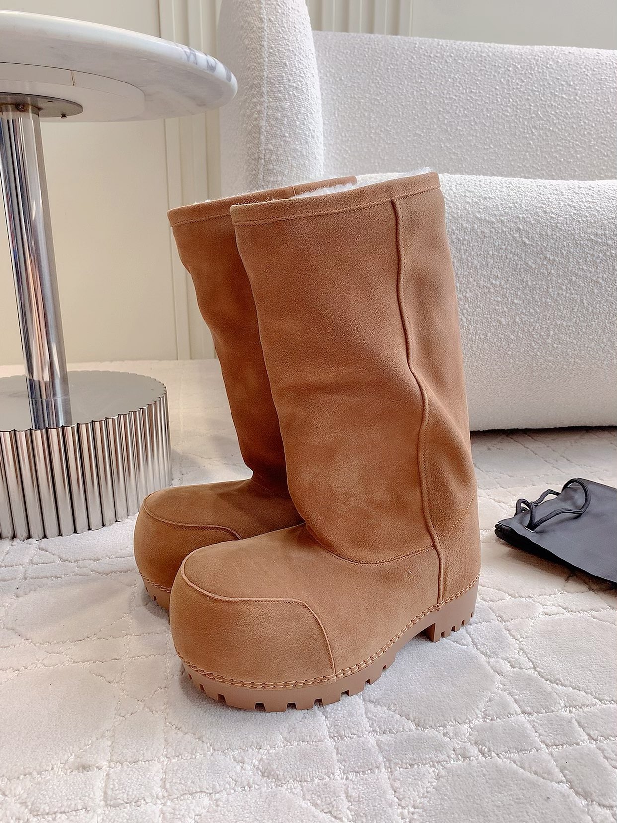 Stylish Balenciaga Snow Boots: New, Thick, Warm, and Unique Design