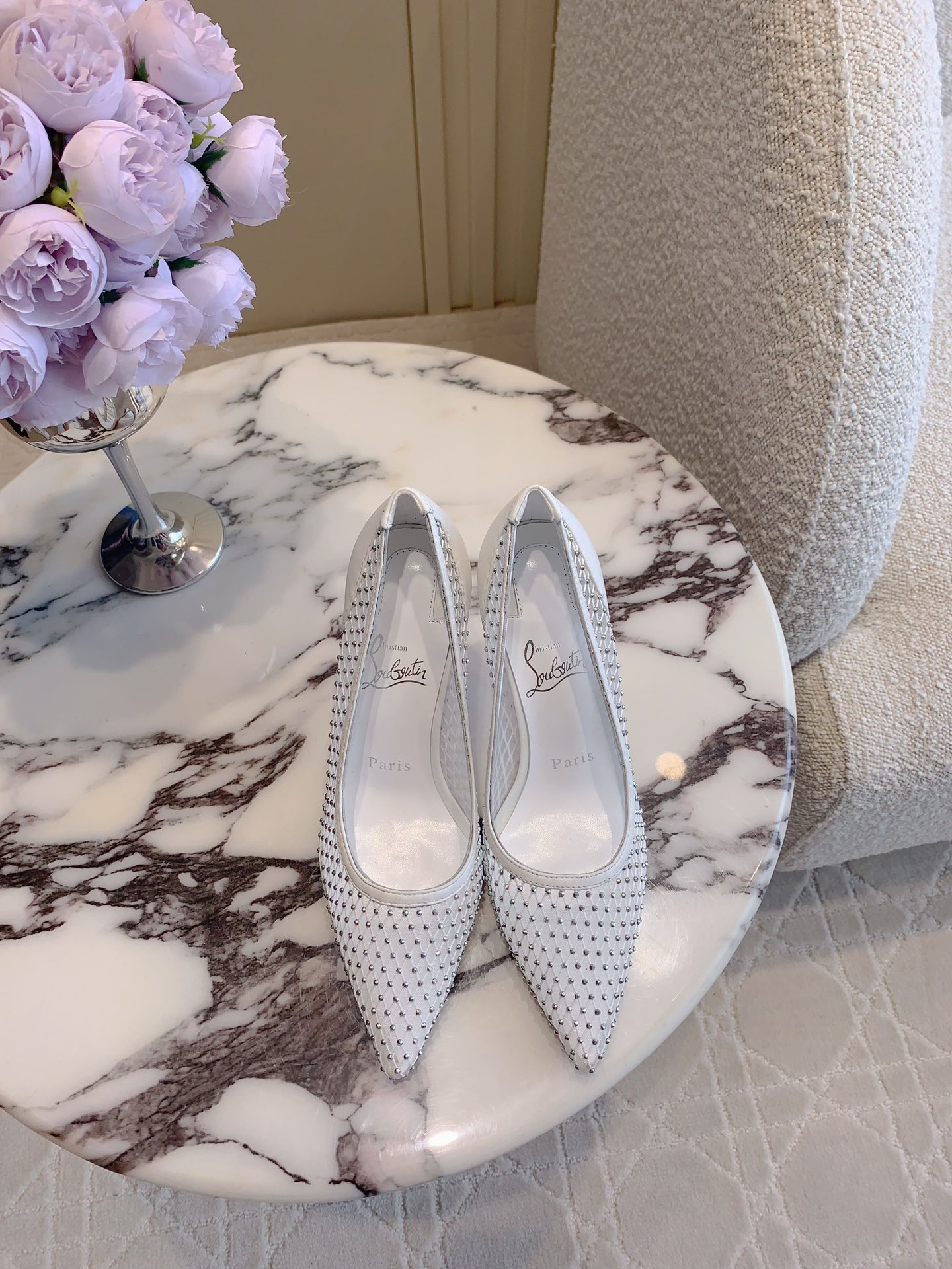 NO:168159,Christian Loubouti* New rhinestone red sole high heels bling bling rhinestone decoration Super heavy shine, rich and charming, interwoven into a fairy tale dream, imported upper mesh super flashing rhinestone footbed sheepskin original imported AR1 top leather outsole heel height 8cm size 35-39 (34.40.41.42.43 custom made), high heels, sheepskin, Leather soles19860909Christian Loubouti* 新款水钻红底高跟鞋 bling bling 水钻装饰 超级重闪耀夺目 富贵迷人 交织出童话般的梦境 鞋面进口网面超闪水钻 垫脚羊皮 原版进口AR1顶级真皮大底 跟高8cm 尺码35-39（34.40.41.42.43定做）,高跟鞋,high heels,sheepskin,Leather soles,Women's Shoes