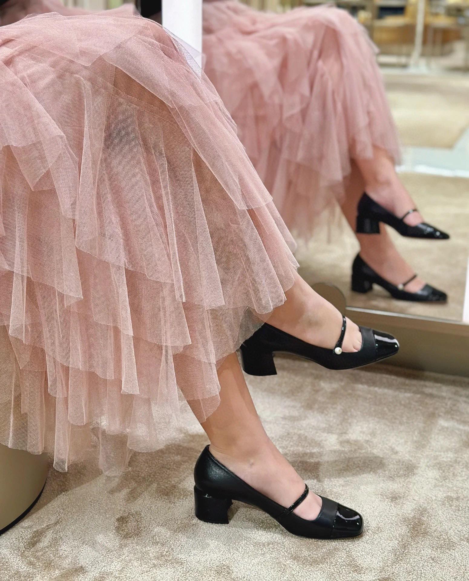 NO:251935,Demonstration of footwear, single shoes19860909上脚示范,单鞋,Women's Shoes