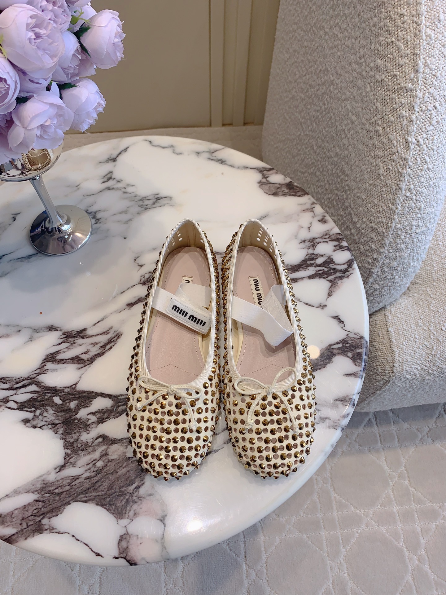 Luxurious Ballet Shoes: Miu’s Perfect Match of Style and Comfort