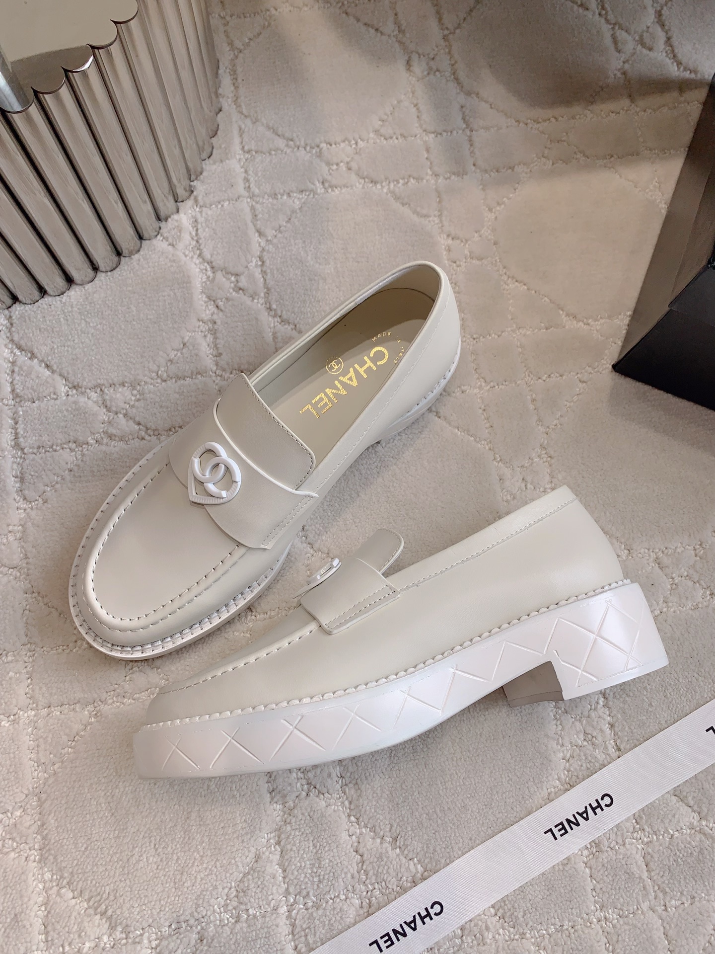 Saint Laurent Classic Luxury Leather Shoe Loafer Ref.3C524AC3 4