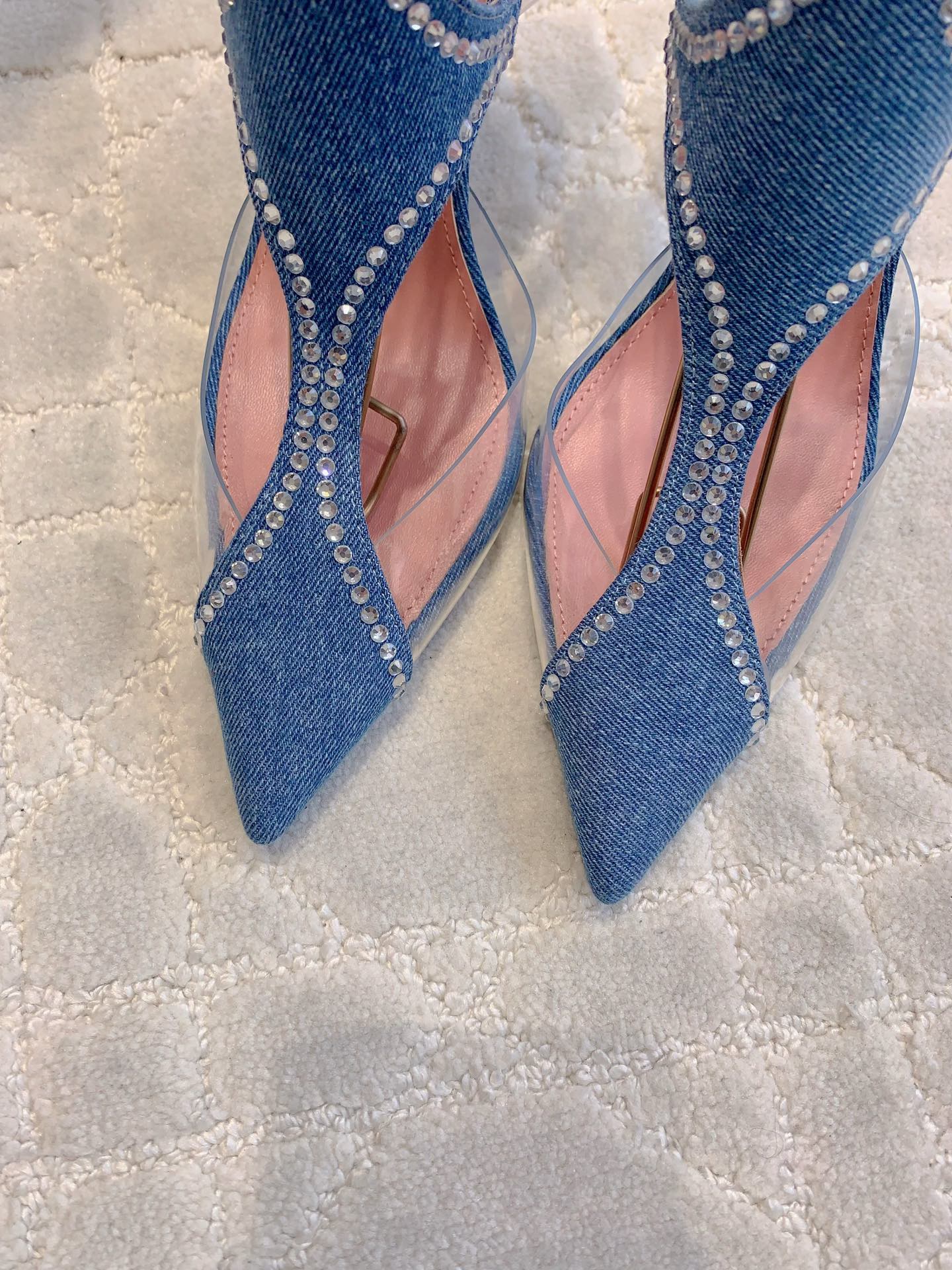 “High Heel Shoes: Elegant Italian Design, 9cm, Sizes 35-39, $567” - 图片 5