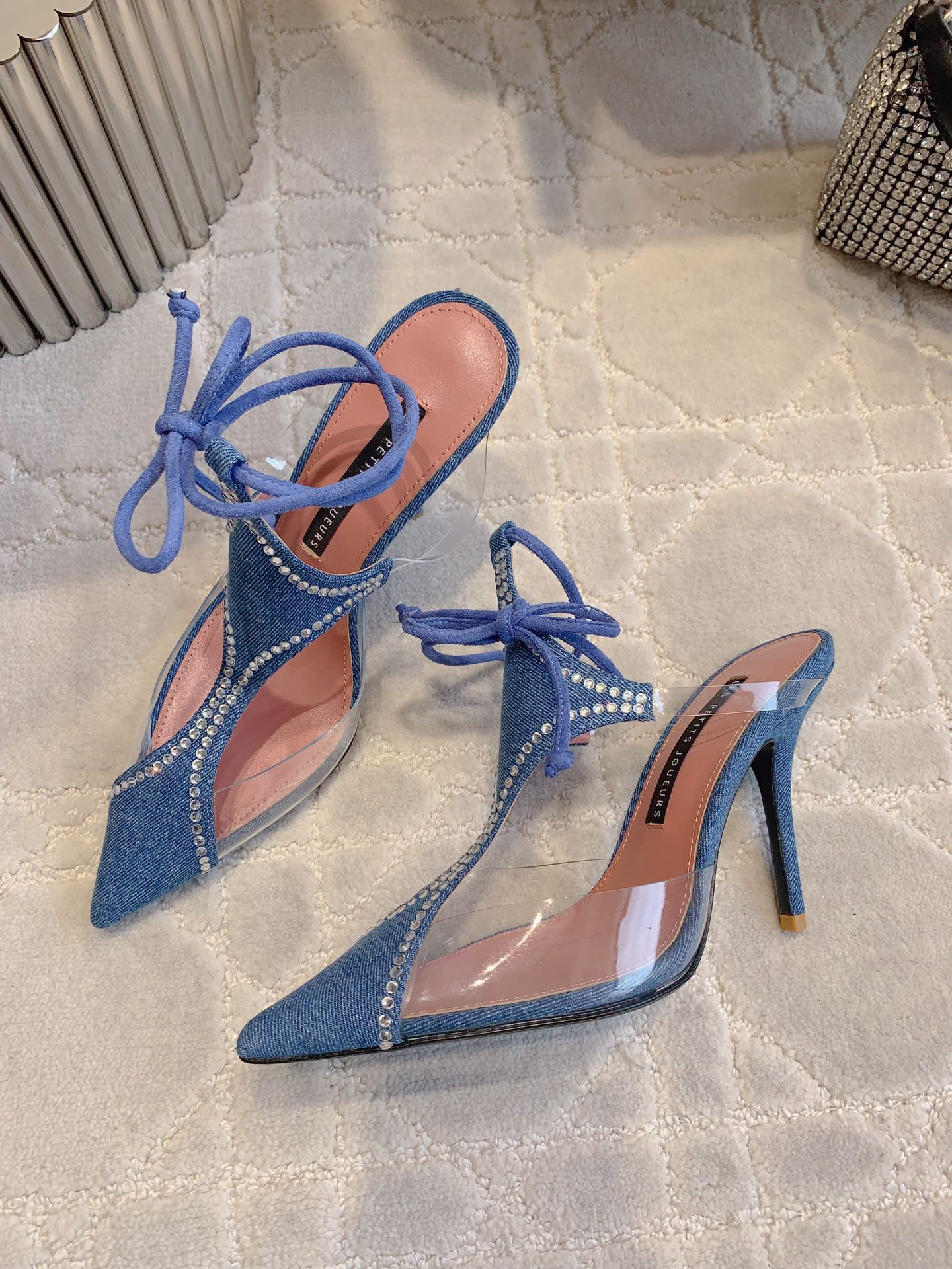 “High Heel Shoes: Elegant Italian Design, 9cm, Sizes 35-39, $567” - 图片 4