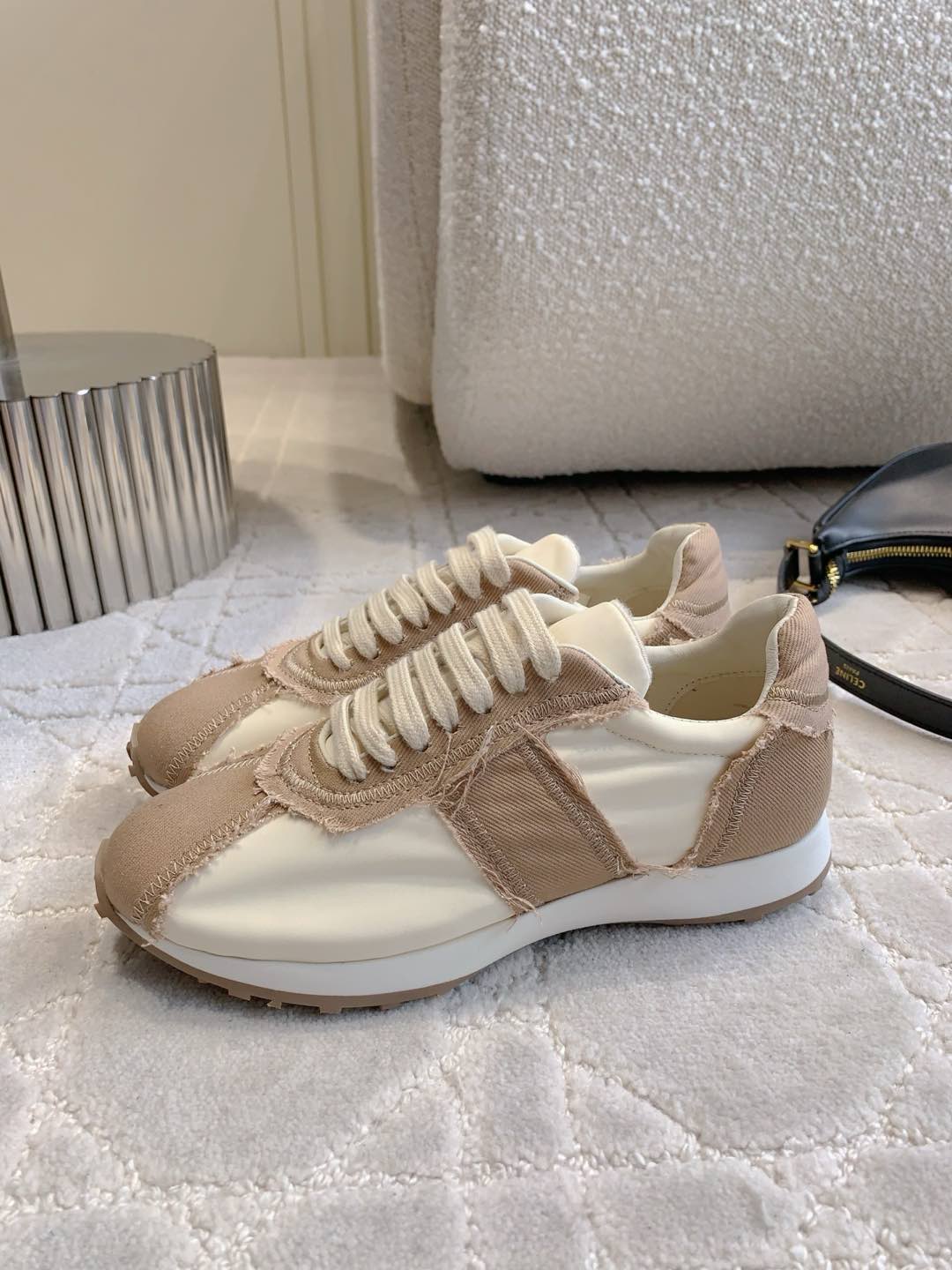 German Shoes: Comfortable and Stylish Footwear with Original Design and Various Sizes - 图片 2