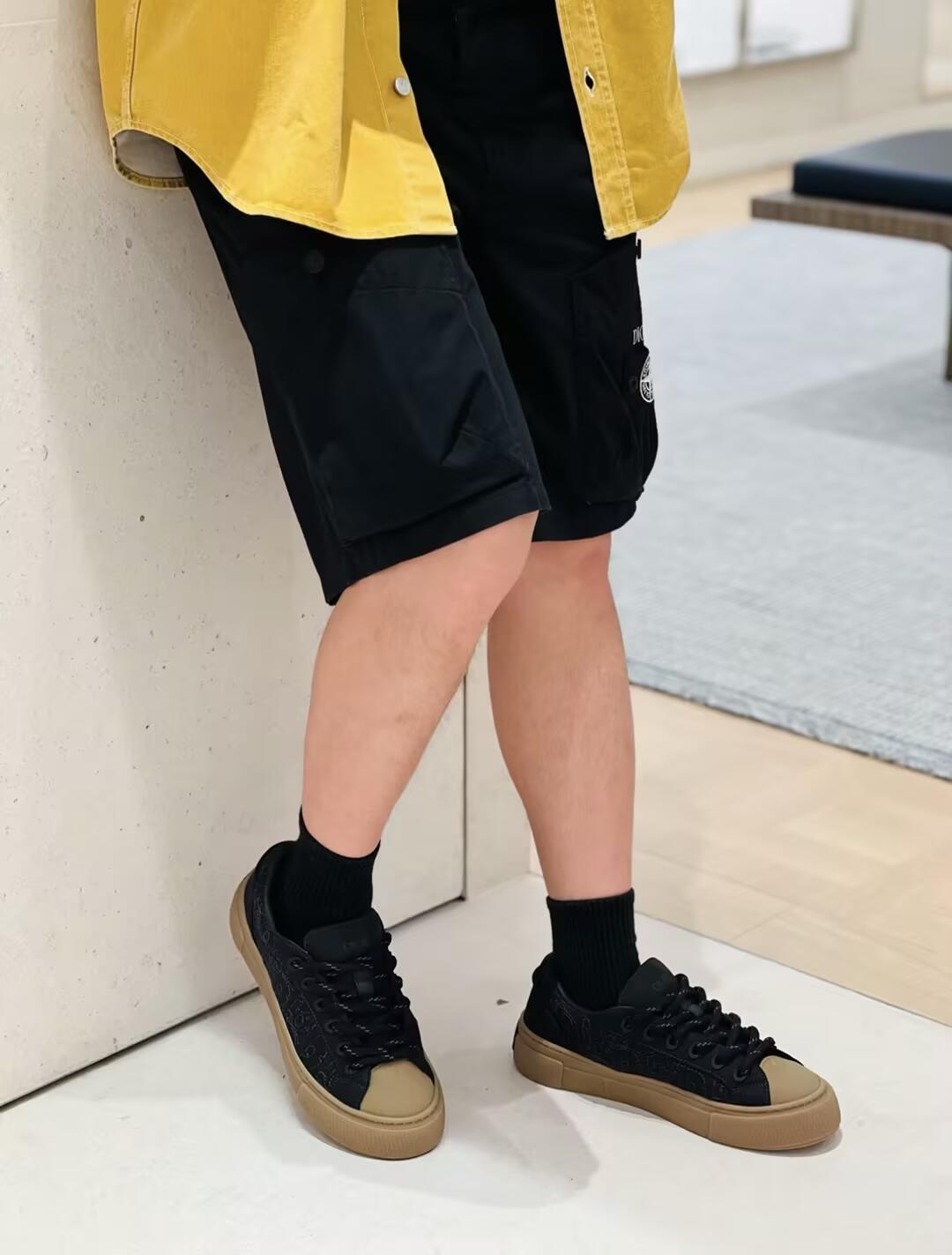 NO:174477,Footwear demonstration, casual shoes/sports shoes, sneakers19860909上脚示范,休闲鞋/运动鞋,sneakers,Women's Shoes