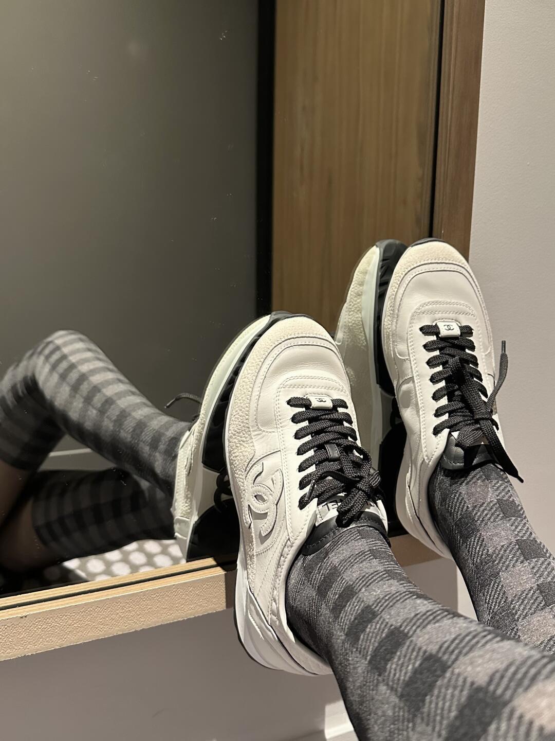 NO:233782,Footwear demonstration, casual shoes/sports shoes, sneakers19860909上脚示范,休闲鞋/运动鞋,sneakers,Women's Shoes