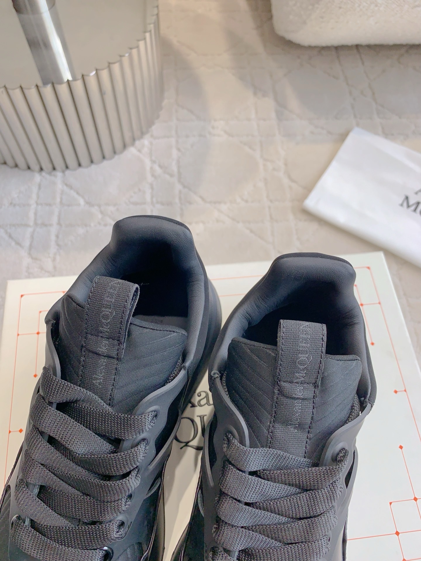 Top Quality Alexander McQUEE Leisure Shoes for Couples: P925 Female, P950 Male. - 图片 4