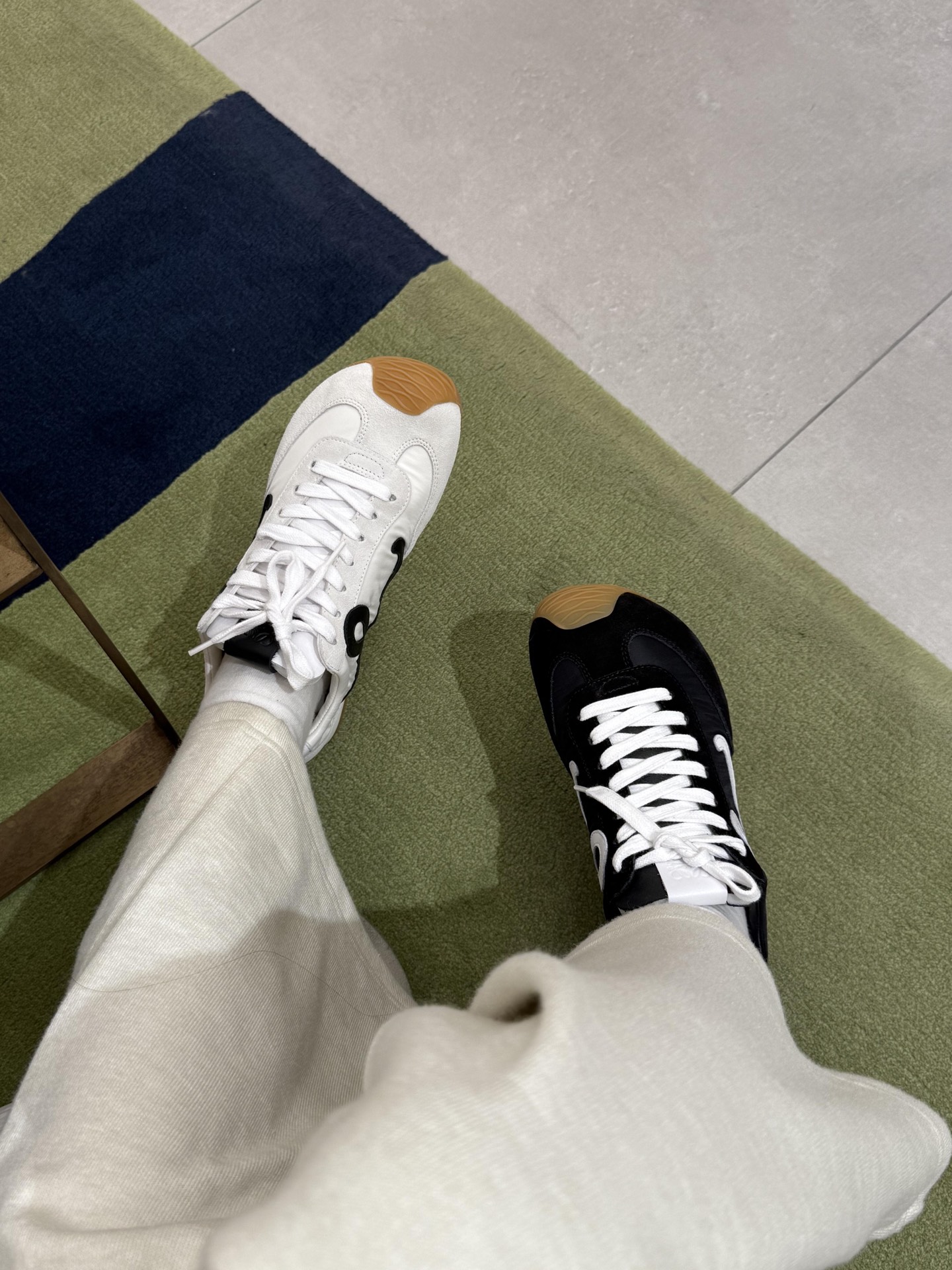 NO:230187,Footwear demonstration, casual shoes/sports shoes, sneakers19860909上脚示范,休闲鞋/运动鞋,sneakers,Women's Shoes